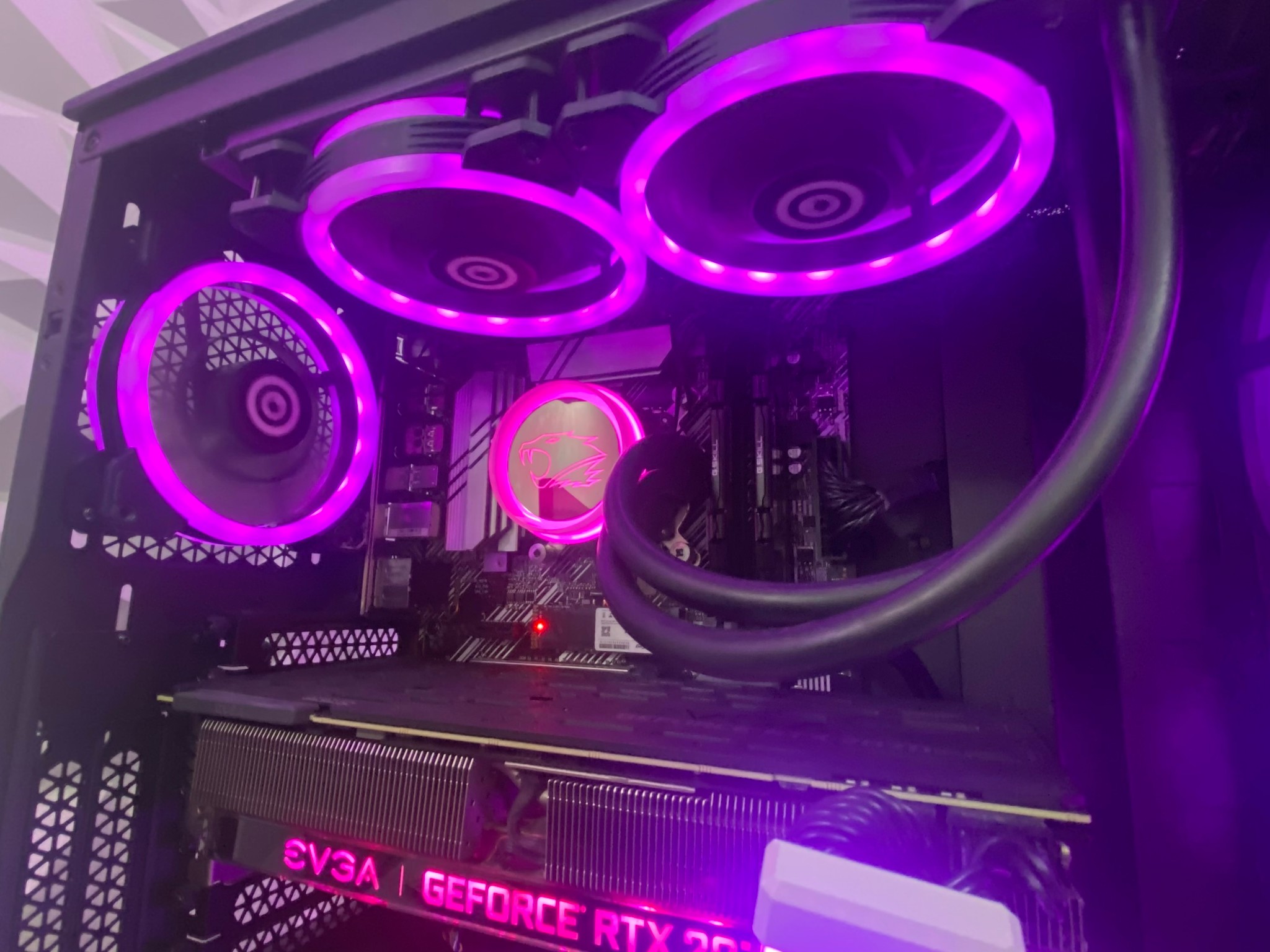 🔥Value Gaming PC – RTX 2070 Super 8GB, intel i5, 16GB RAM, 1TB SSD - RGB, WiFi🔥
