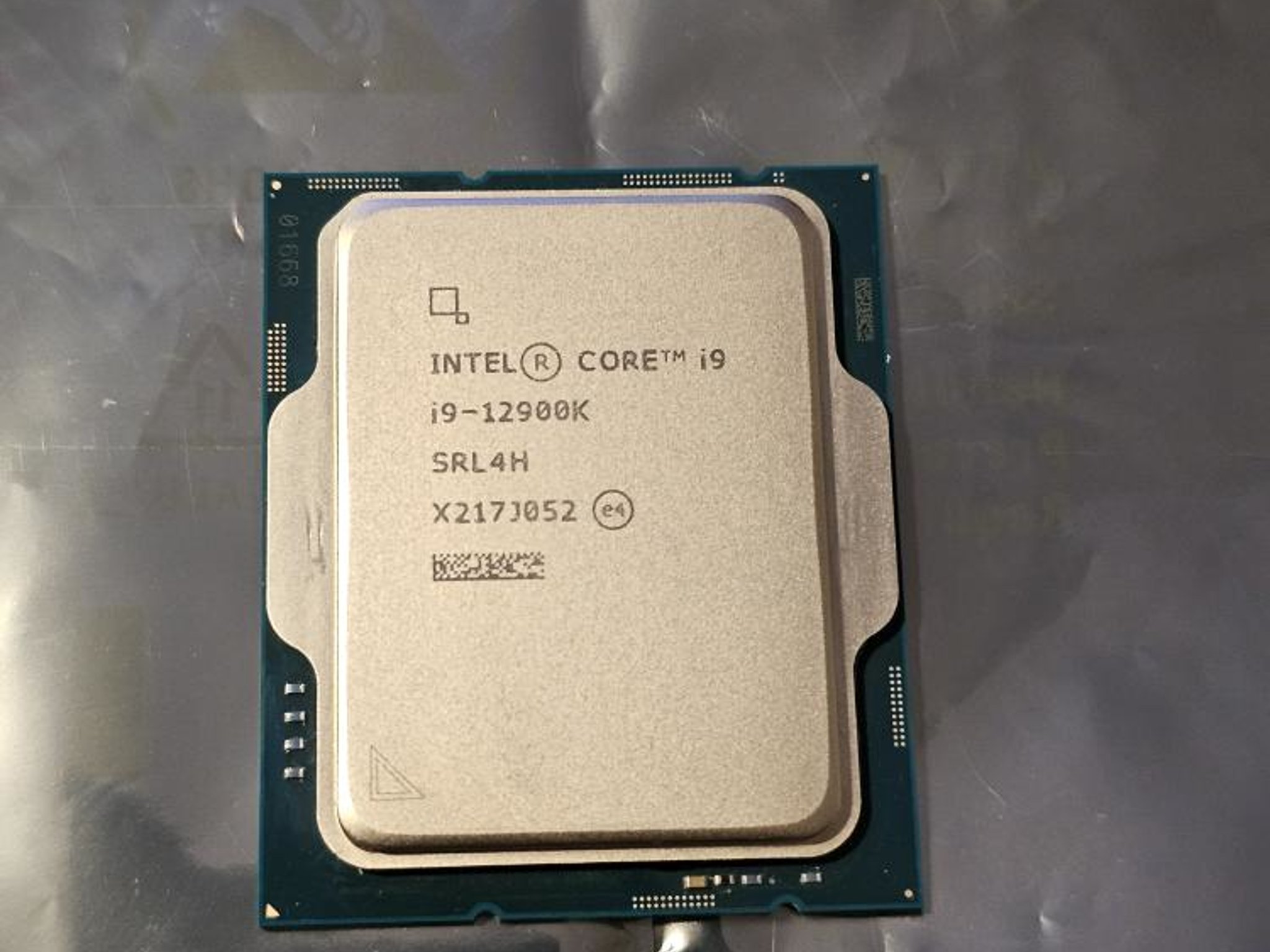 Intel Core i9-12900K Gaming Desktop Processor