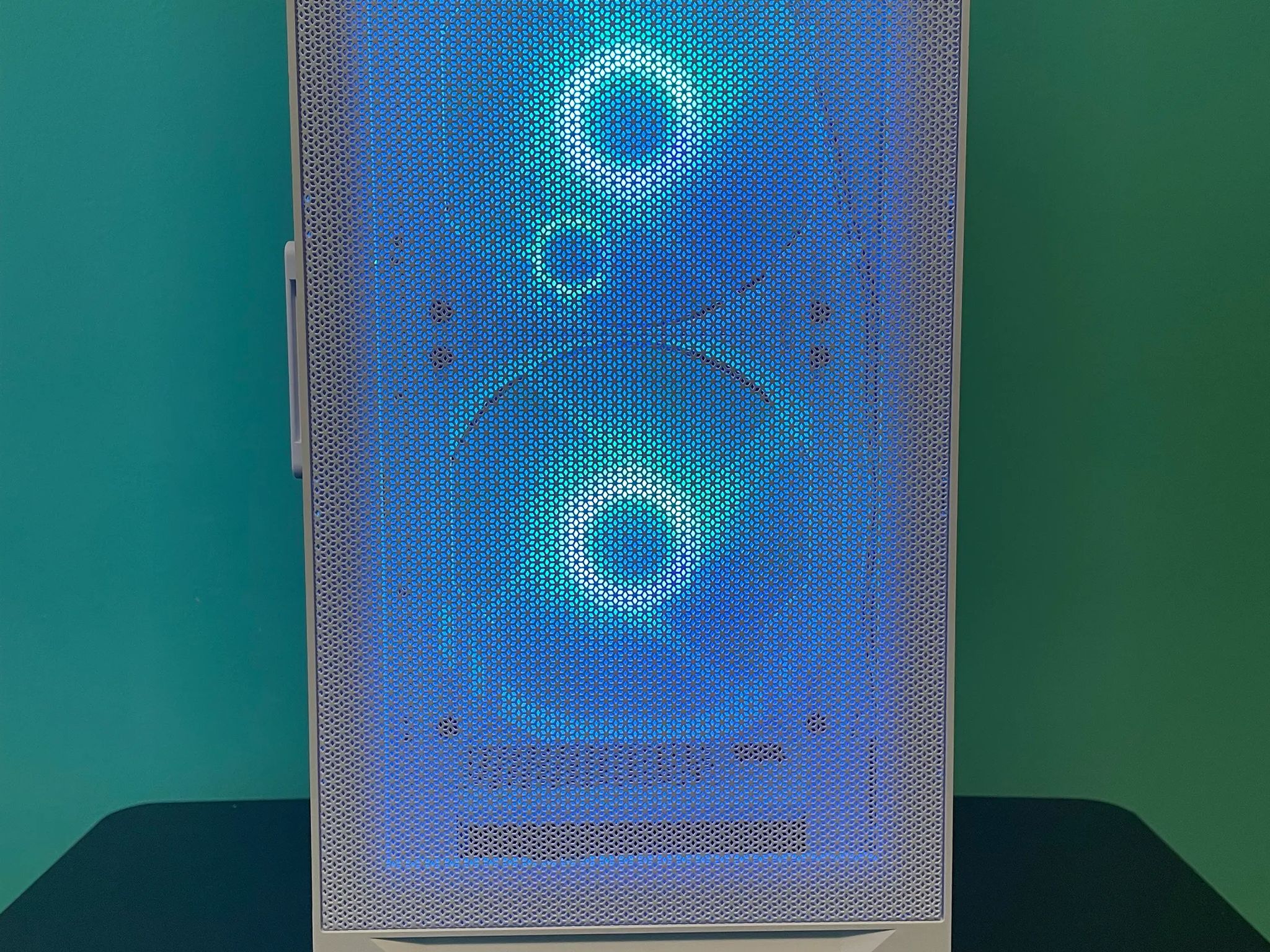 ANTEC Glass Gaming PC | Intel i5 / Nvidia GTX970 / 8GB / 1.1TB Win 10 Pro WiFi