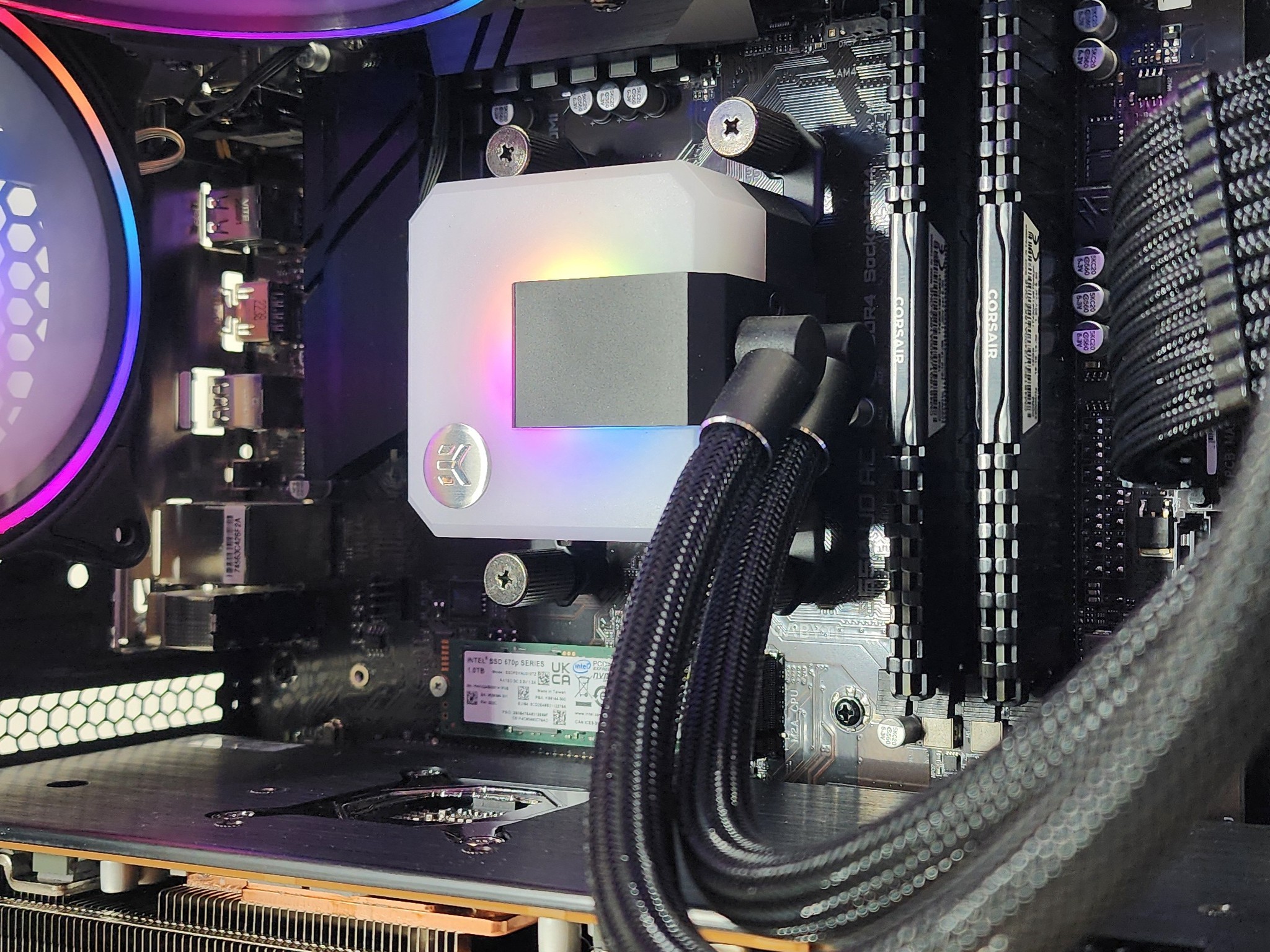 Gaming PC Ryzen 9 5950X 32GB RAM 1TB SSD RX 7900 GRE 16GB Windows 11 Computer