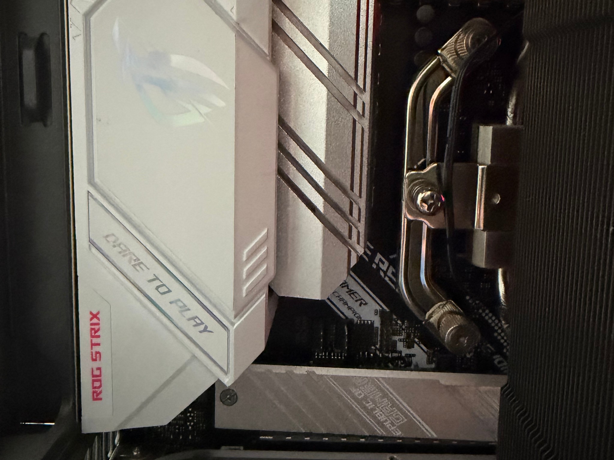 RYZEN 5800X/32 GB DDR4/ ROG STRIX CUSTOM GAMING PC