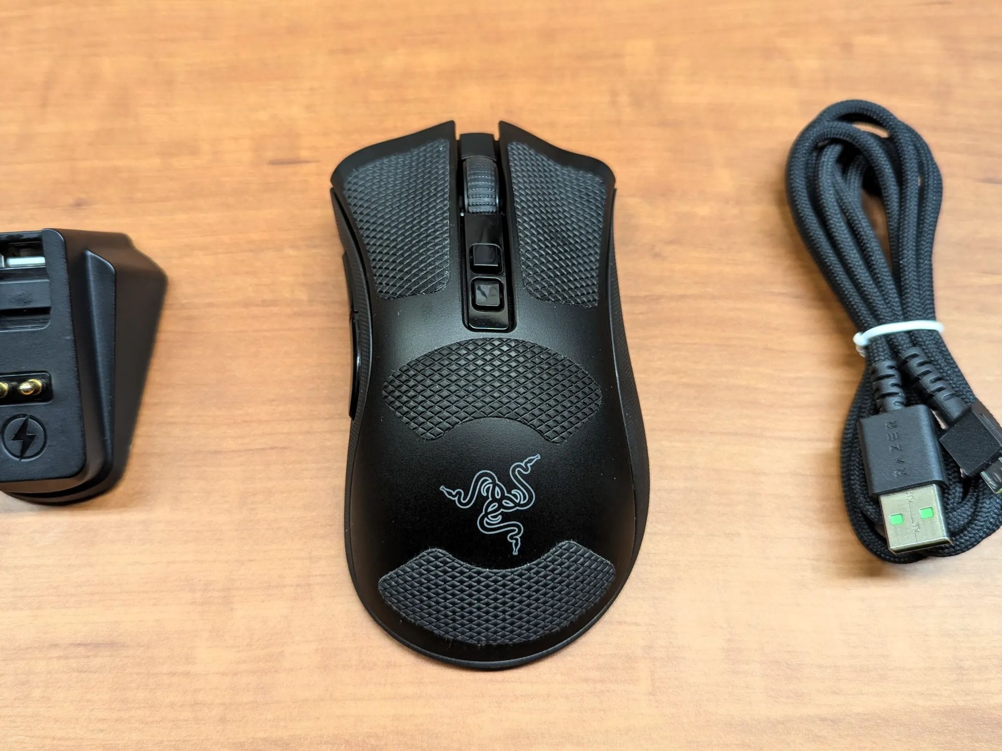 Razer Deathadder V2 Pro Wireless Gaming Mouse W/ Charging Dock