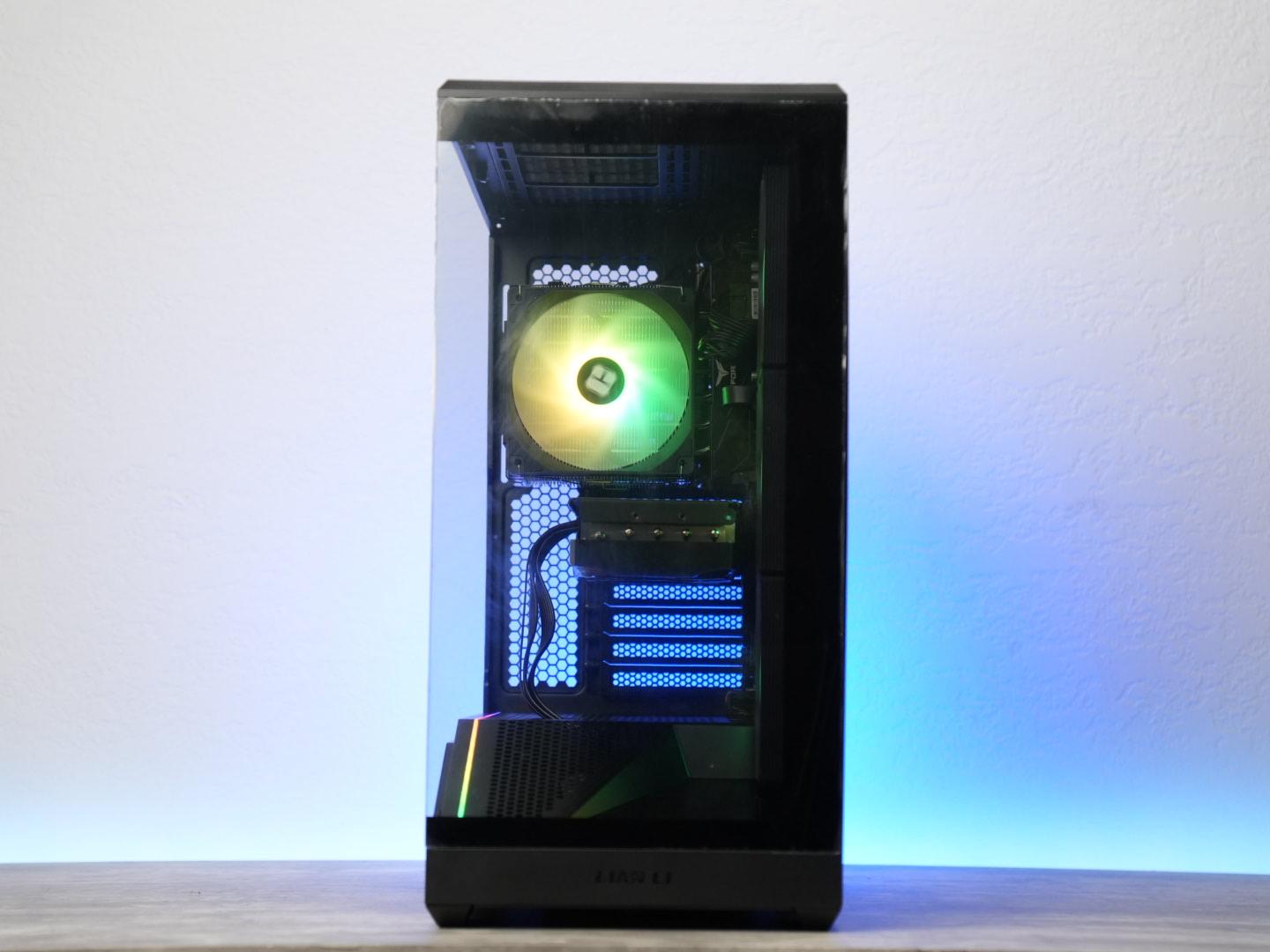 Gaming PC | RTX 5070 | RYZEN 7 7700 | 16GB DDR5 | 2TB SSD | WIN 11 | WiFi + BT