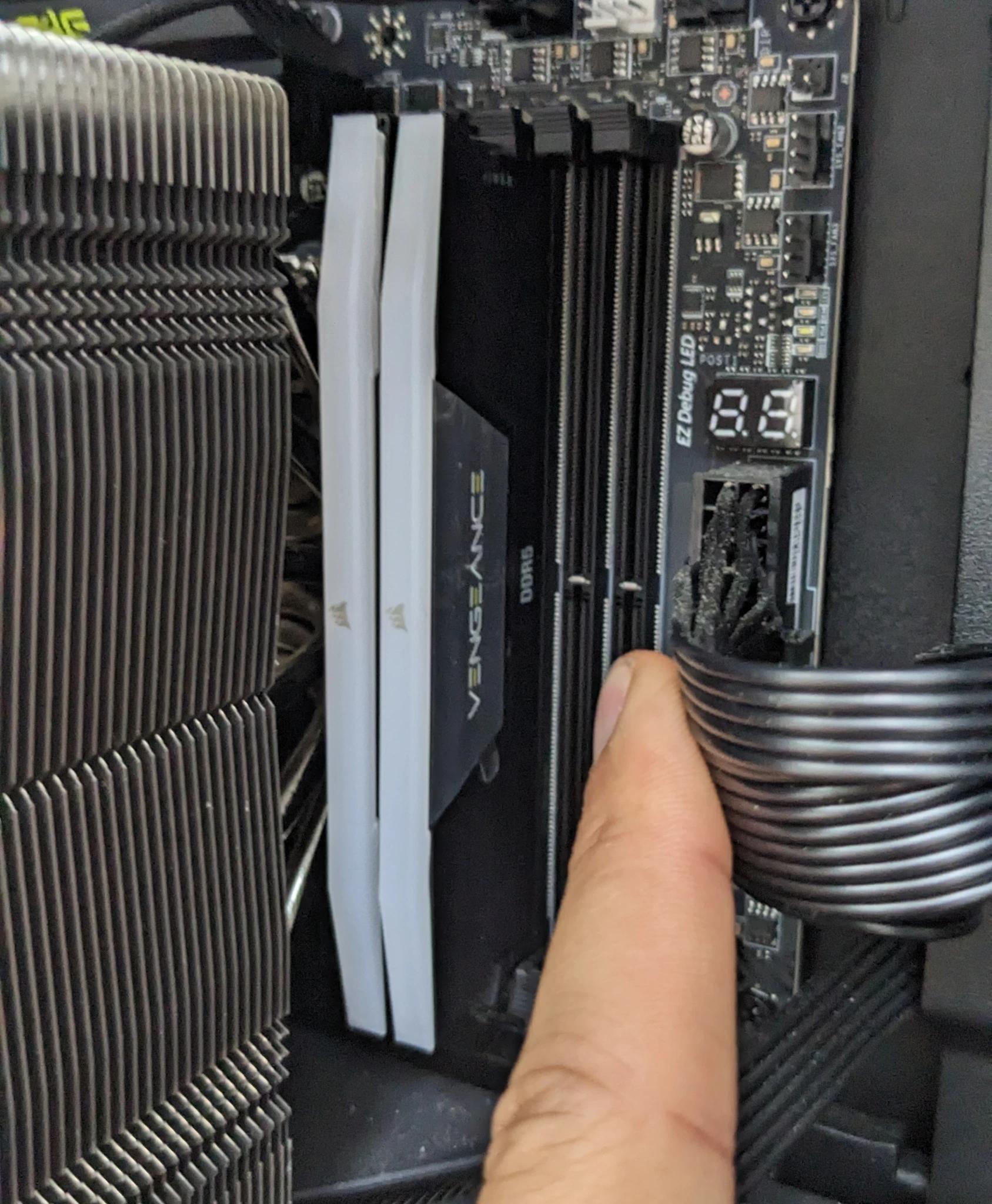 nvdia GTX 4070 || AMD Ryzen 7 9800X3D || DDR5 32GB (2x16)