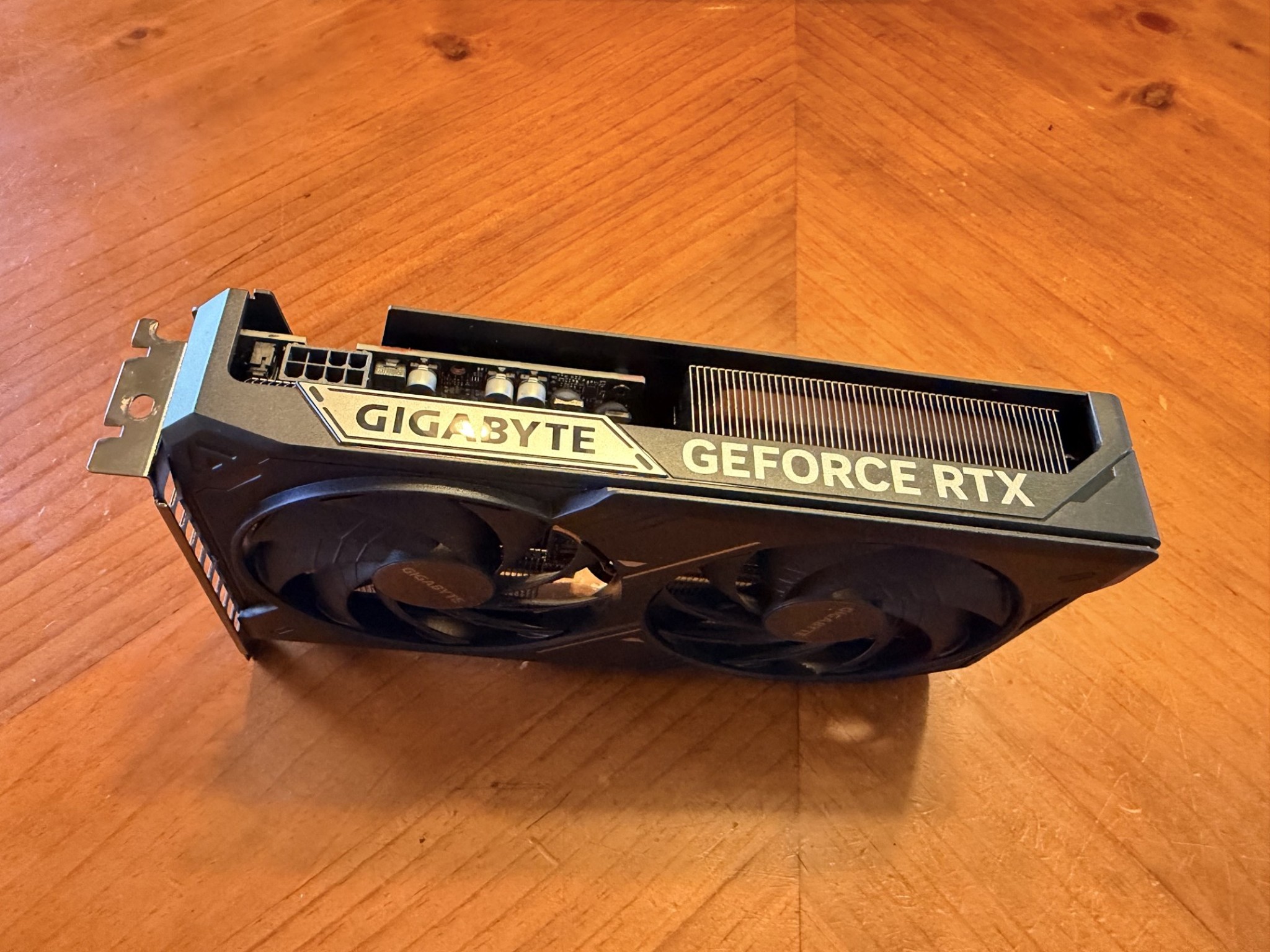 GIGABYTE GeForce RTX 5060 Ti WINDFORCE OC 16G