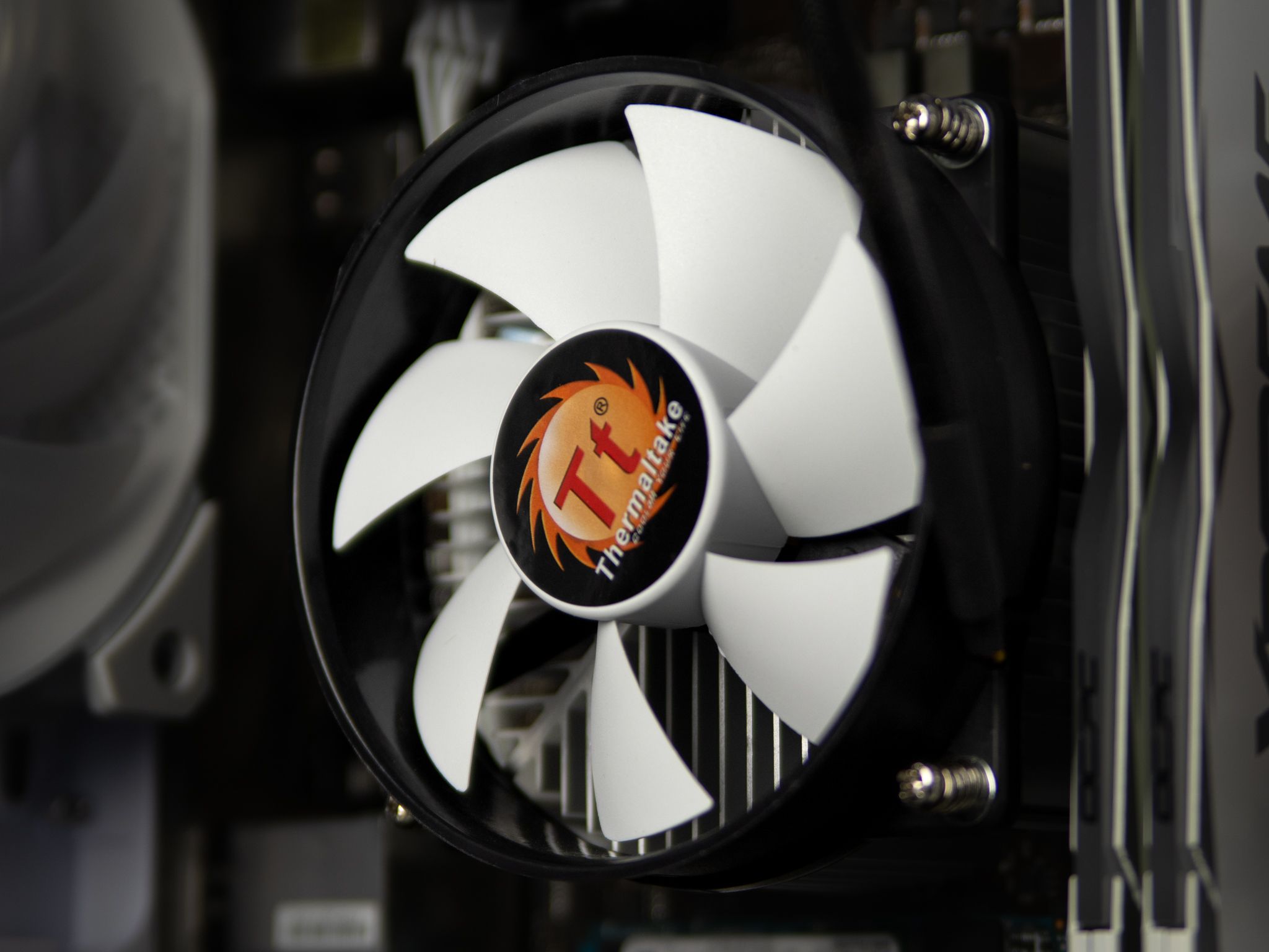RT6Z RTX 2060 16GB Windows 10 Intel i77700 1000GB Gaming Workstation