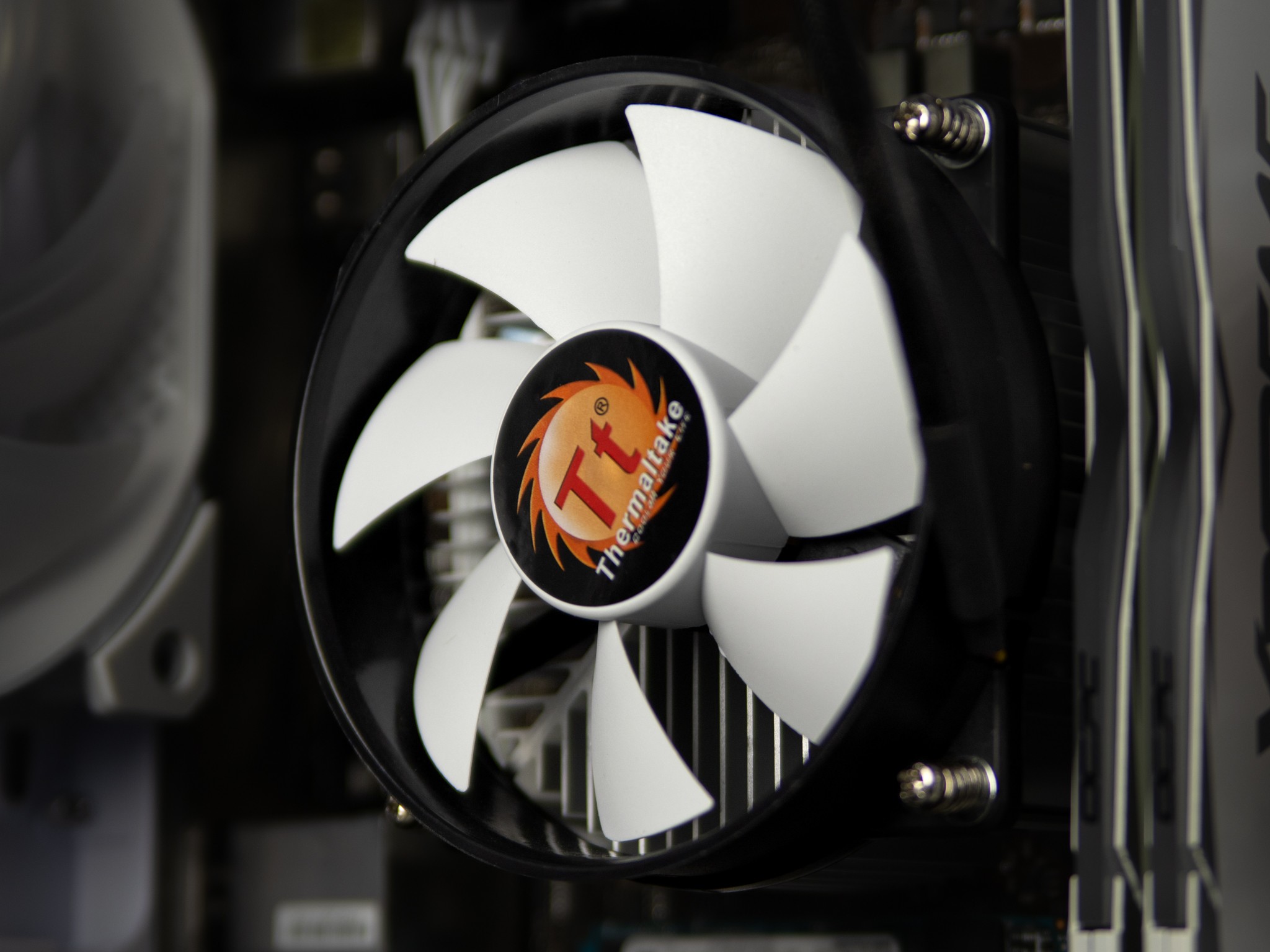 RT6Z RTX 2060 16GB Windows 10 Intel i77700 1000GB Gaming Workstation