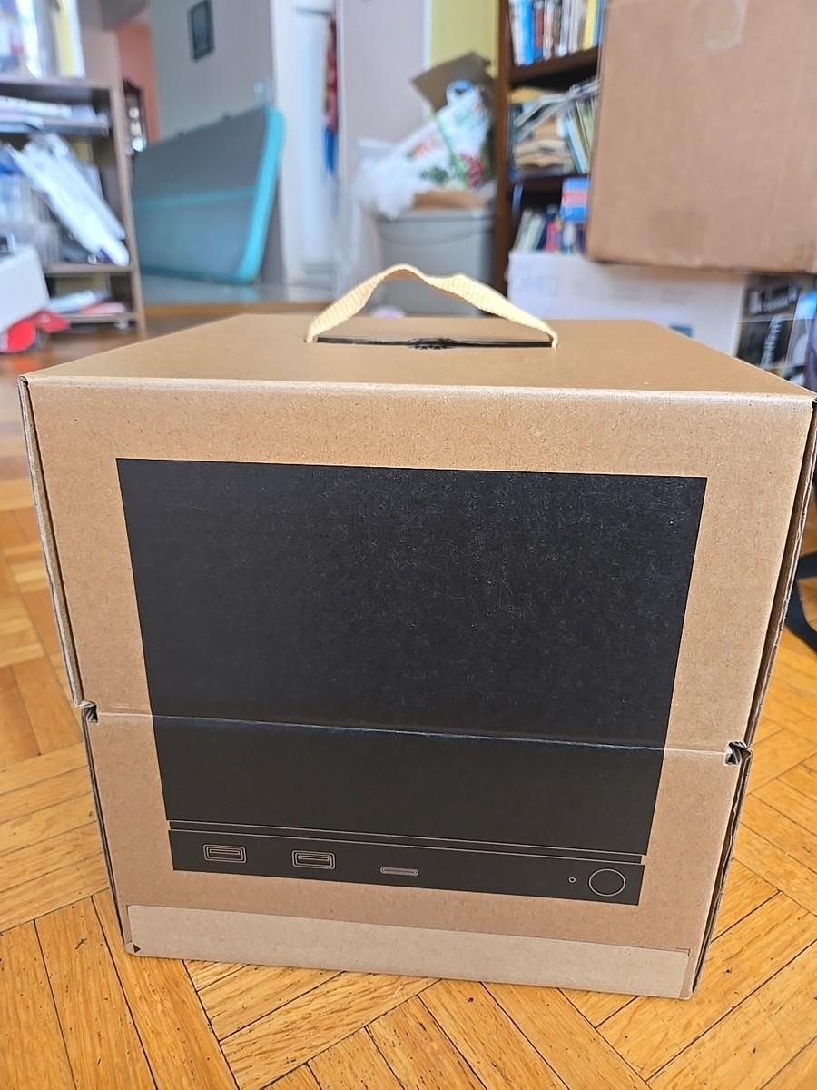 Valve Steam Machine 512GB with Steam Controller — Brand New, Sealed Box