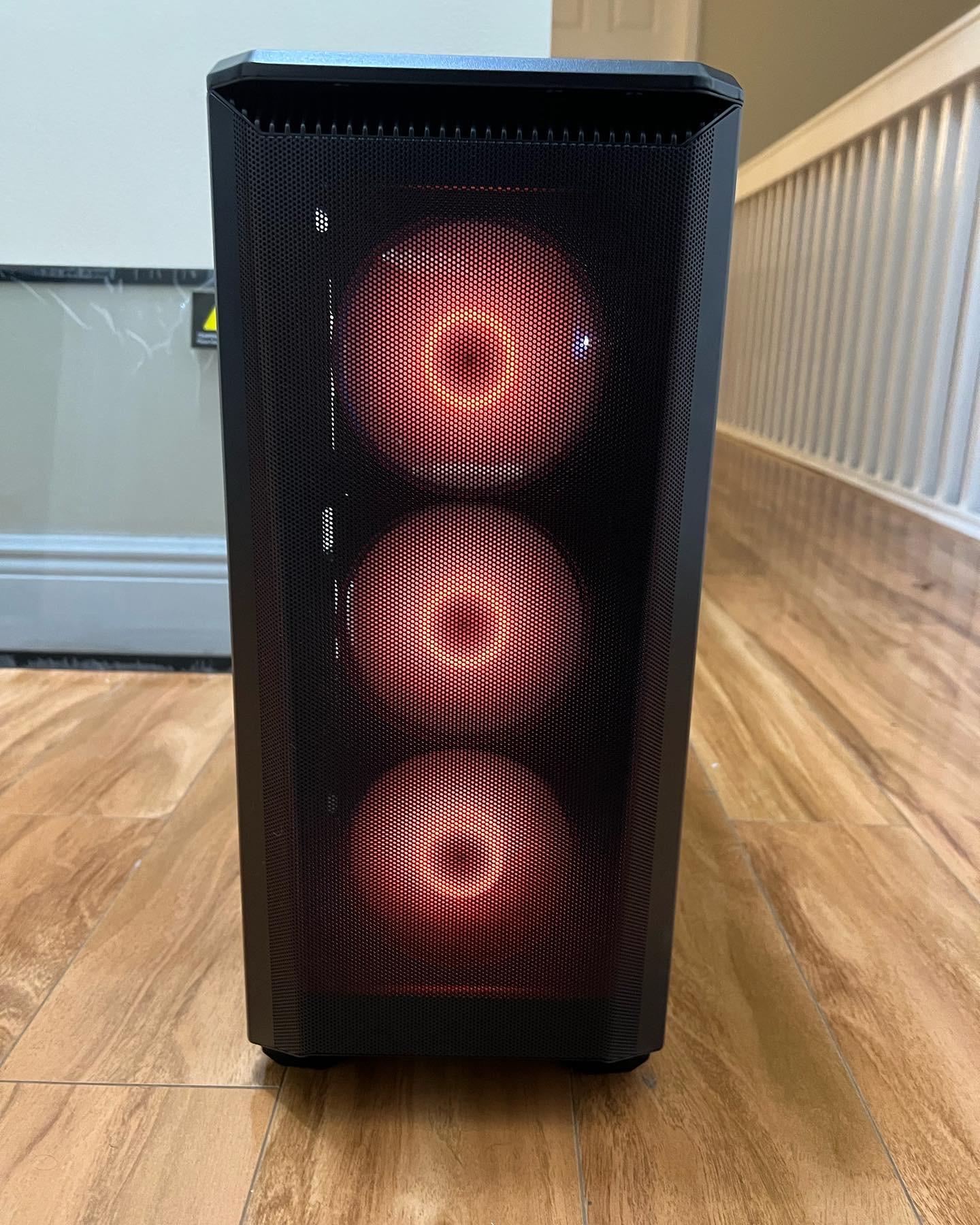 Red Liner (GTX 1070 + I5 9600KF)