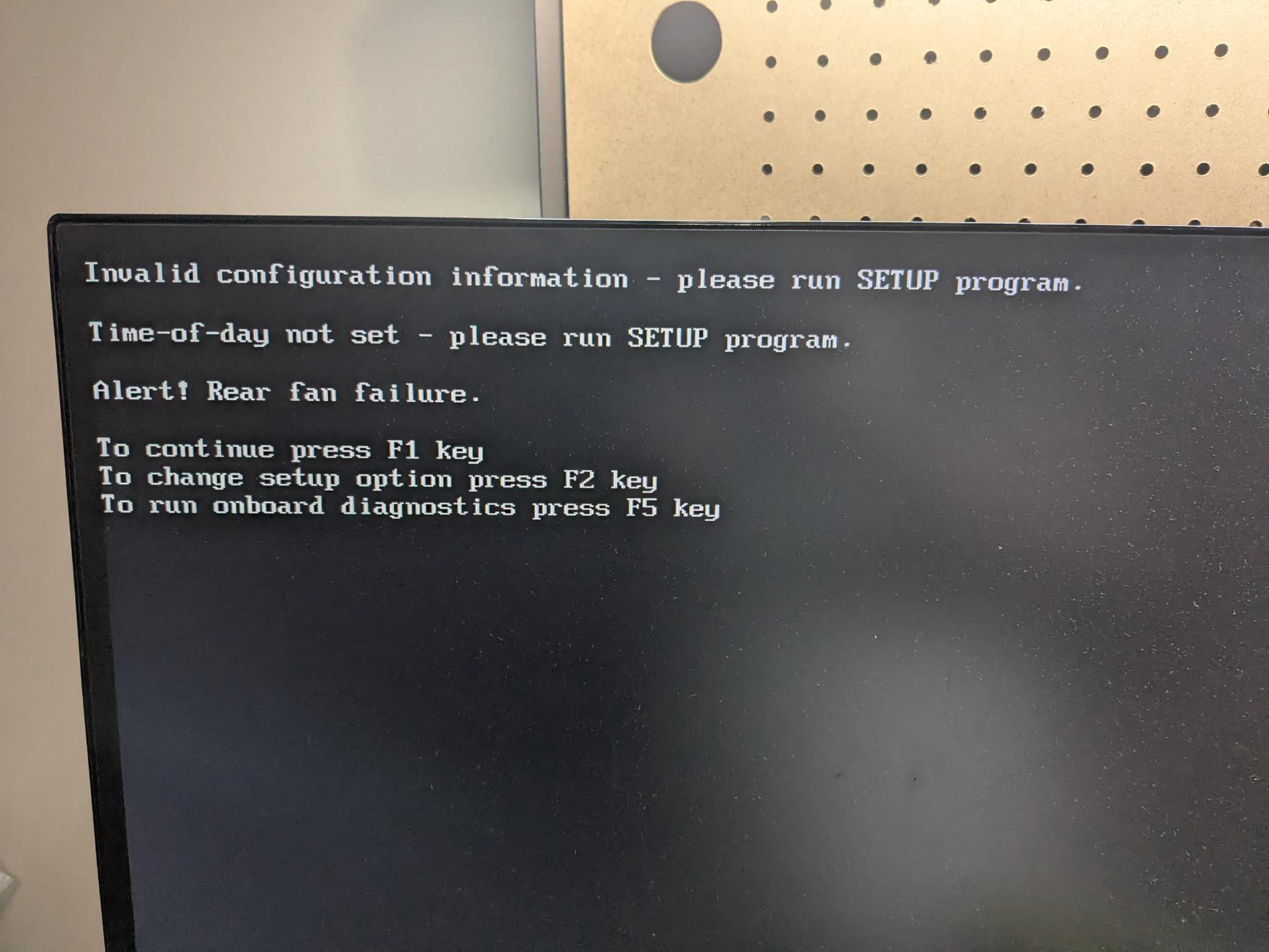 Scratch and Dent | 60 FPS Fortnite | Xeon E3 (Similar to i7-2600S), 16GB RAM, 256GB SSD, Win10, WiFi
