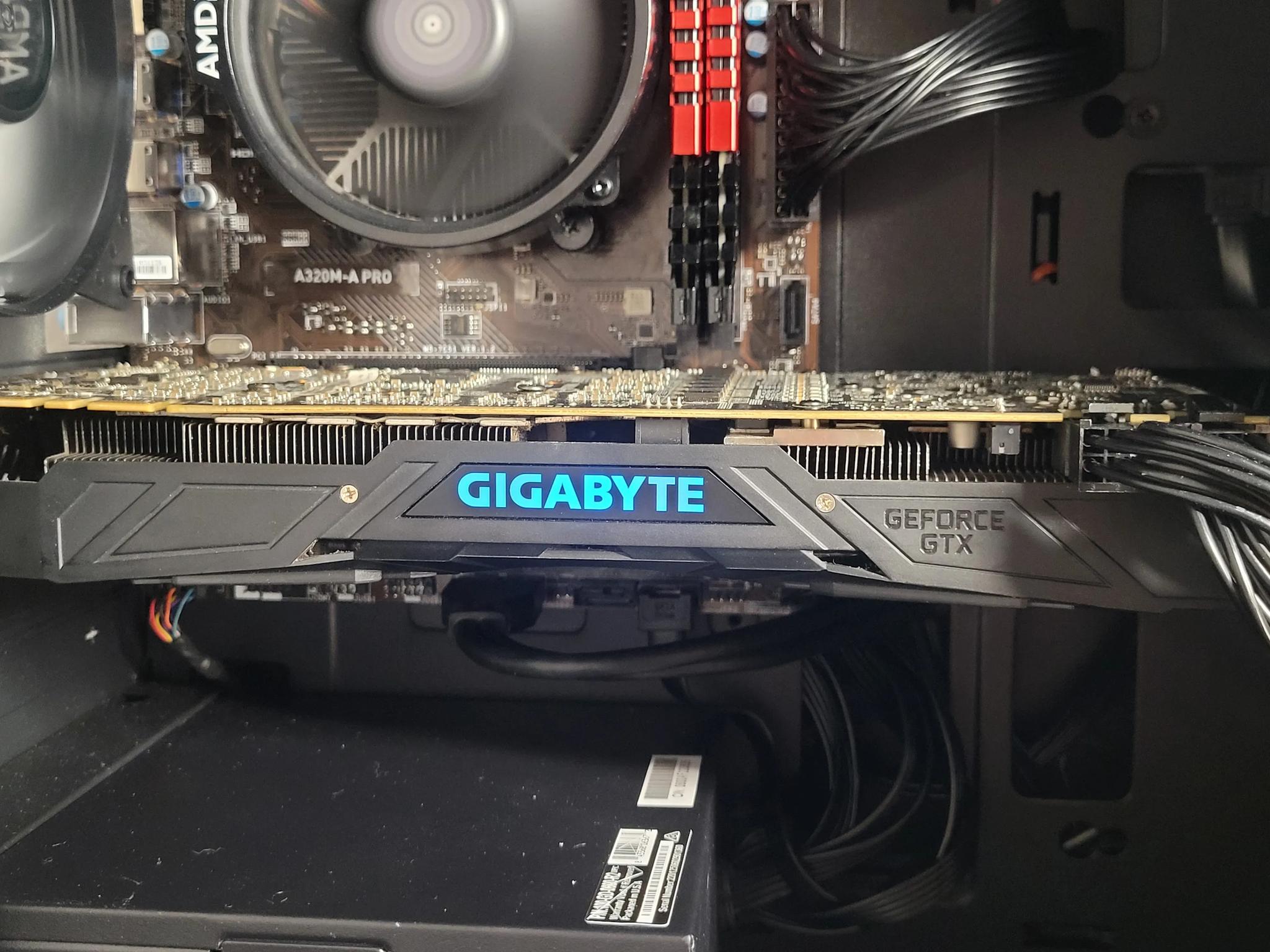No Frills // 1080-ti // Ryzen 5 1600AF // 16GB // 512GB SSD