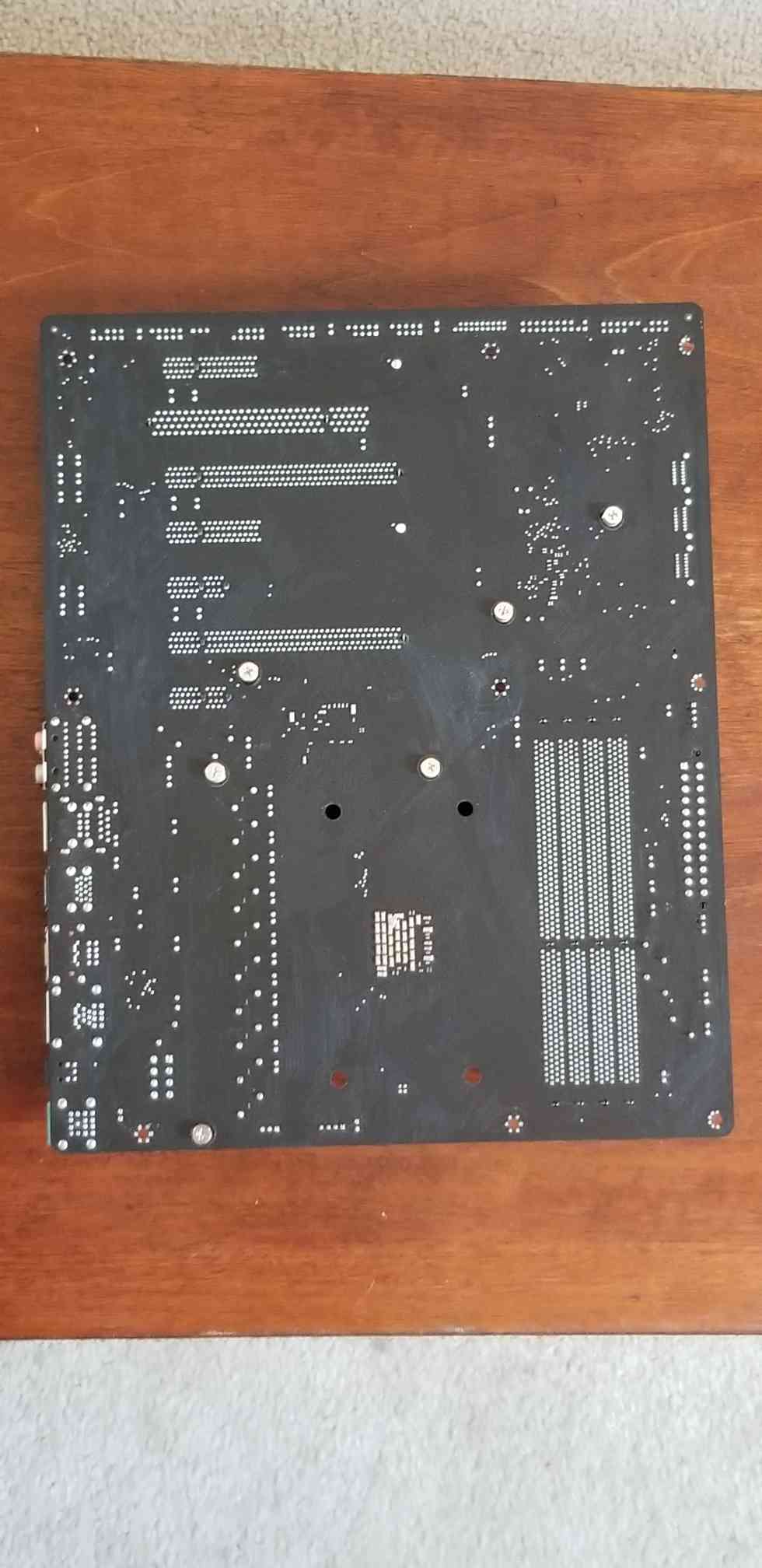 AMD FX 8350 (8 Cores 8 Threads) + Gigabyte GA-990FXA-UD3 + 16GB (4x4) DDR3 Bundle (Read Description)