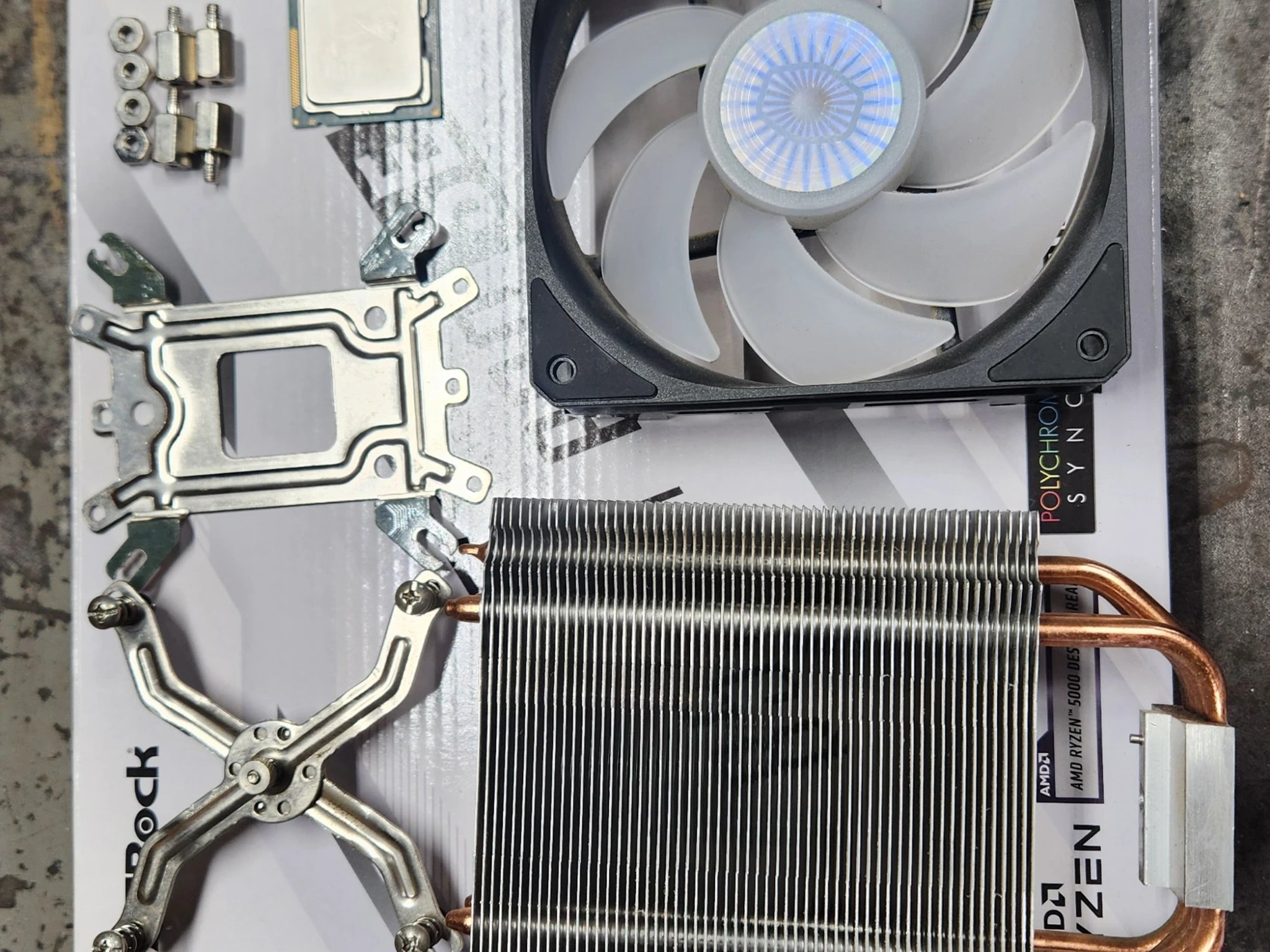 i5 2500K with Hyper 212 RGB cooler and 12GB ram