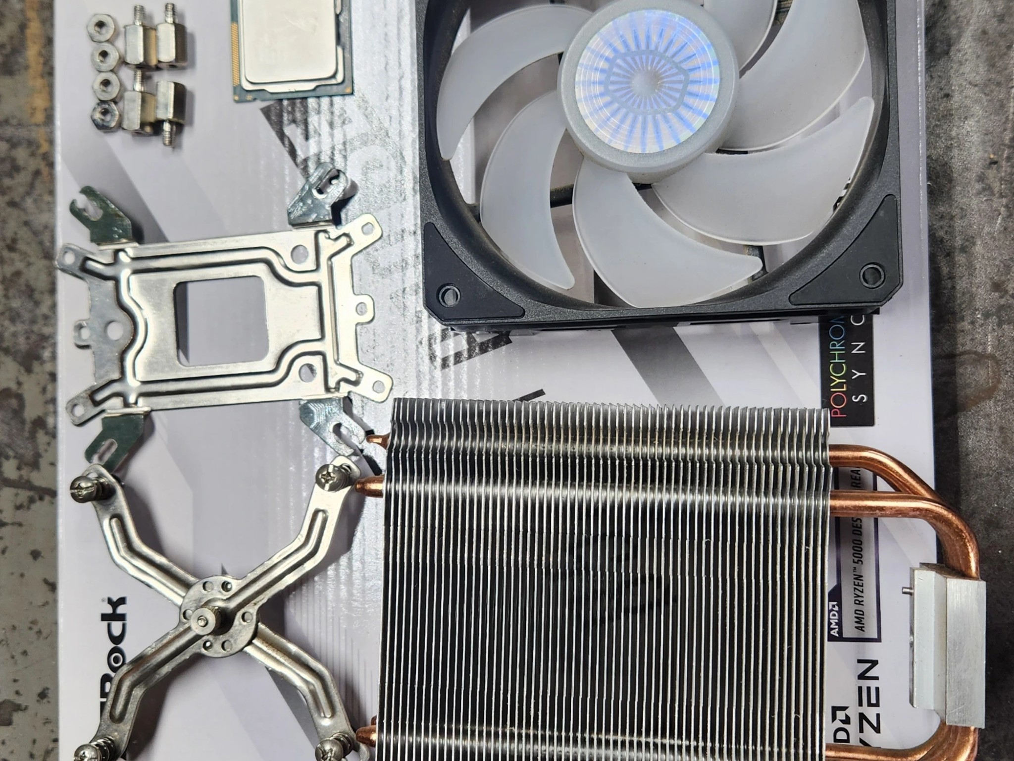 i5 2500K with Hyper 212 RGB cooler and 12GB ram