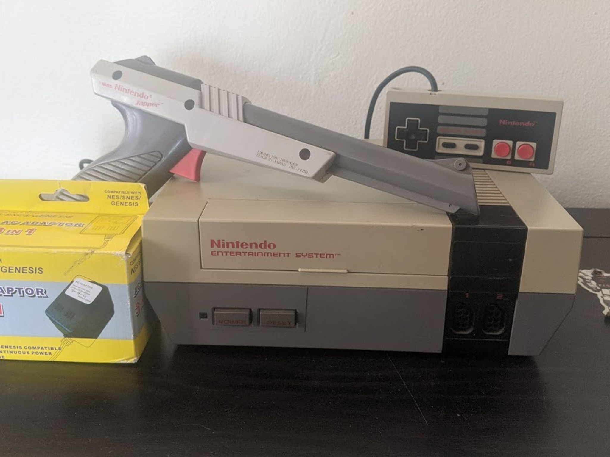 Nintendo Entertainment System Console + Controller & Game 