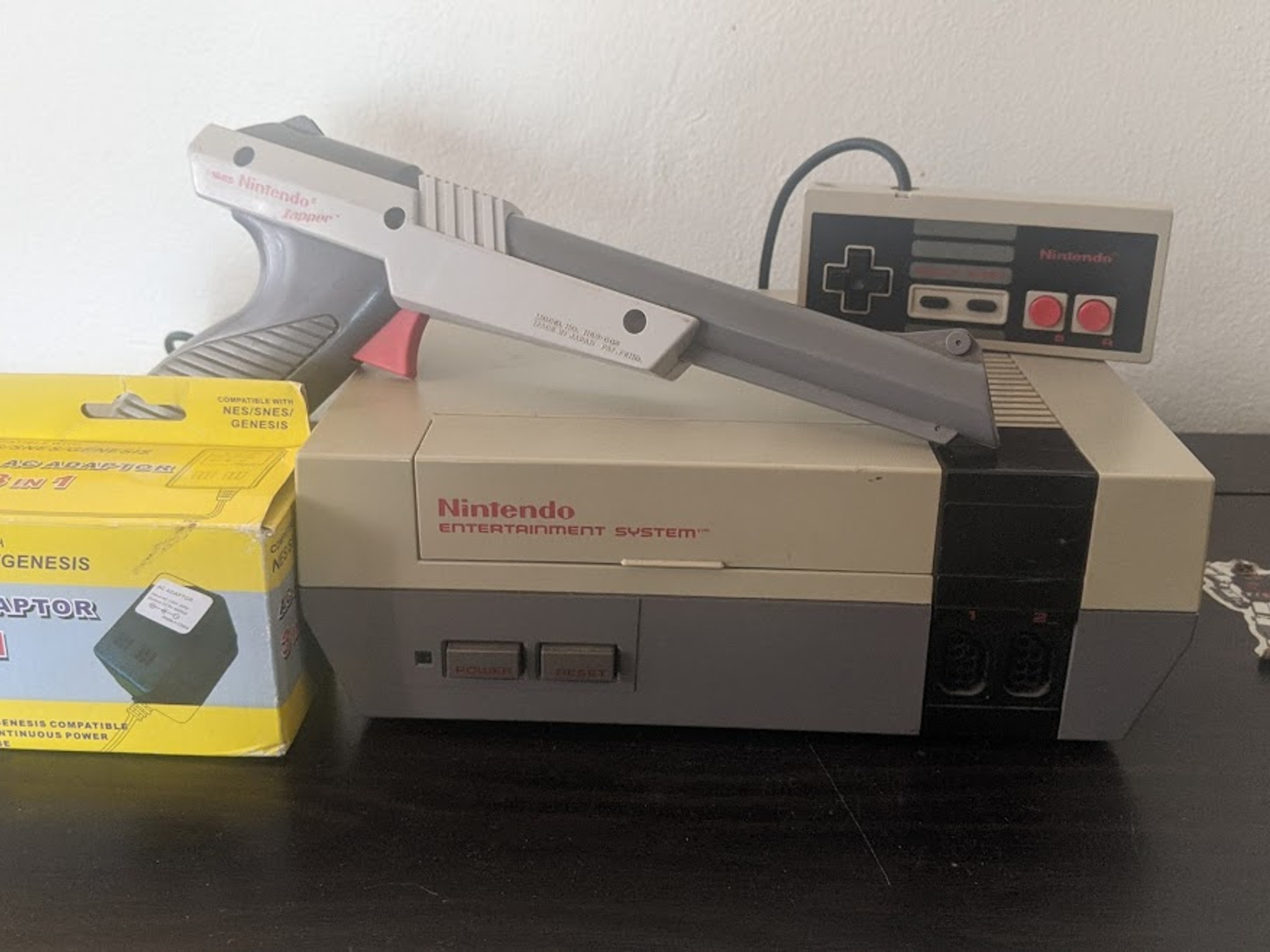 Nintendo Entertainment System Console + Controller & Game 