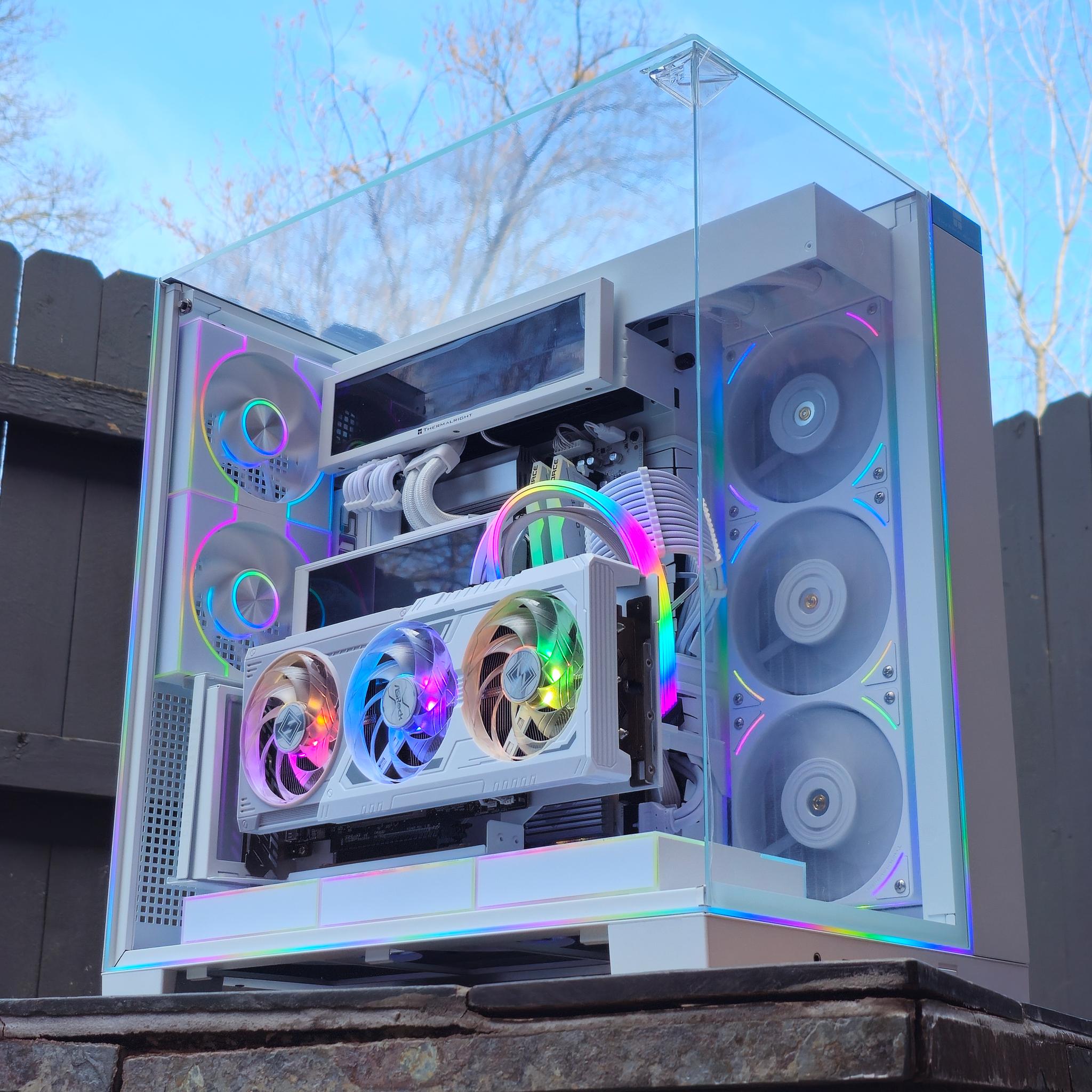 ☃️ High End Whiteout Gaming PC • AMD 9070XT • Ryzen 7 9850X3D • 32GB RAM • 2TB SSD • Plug n' Play