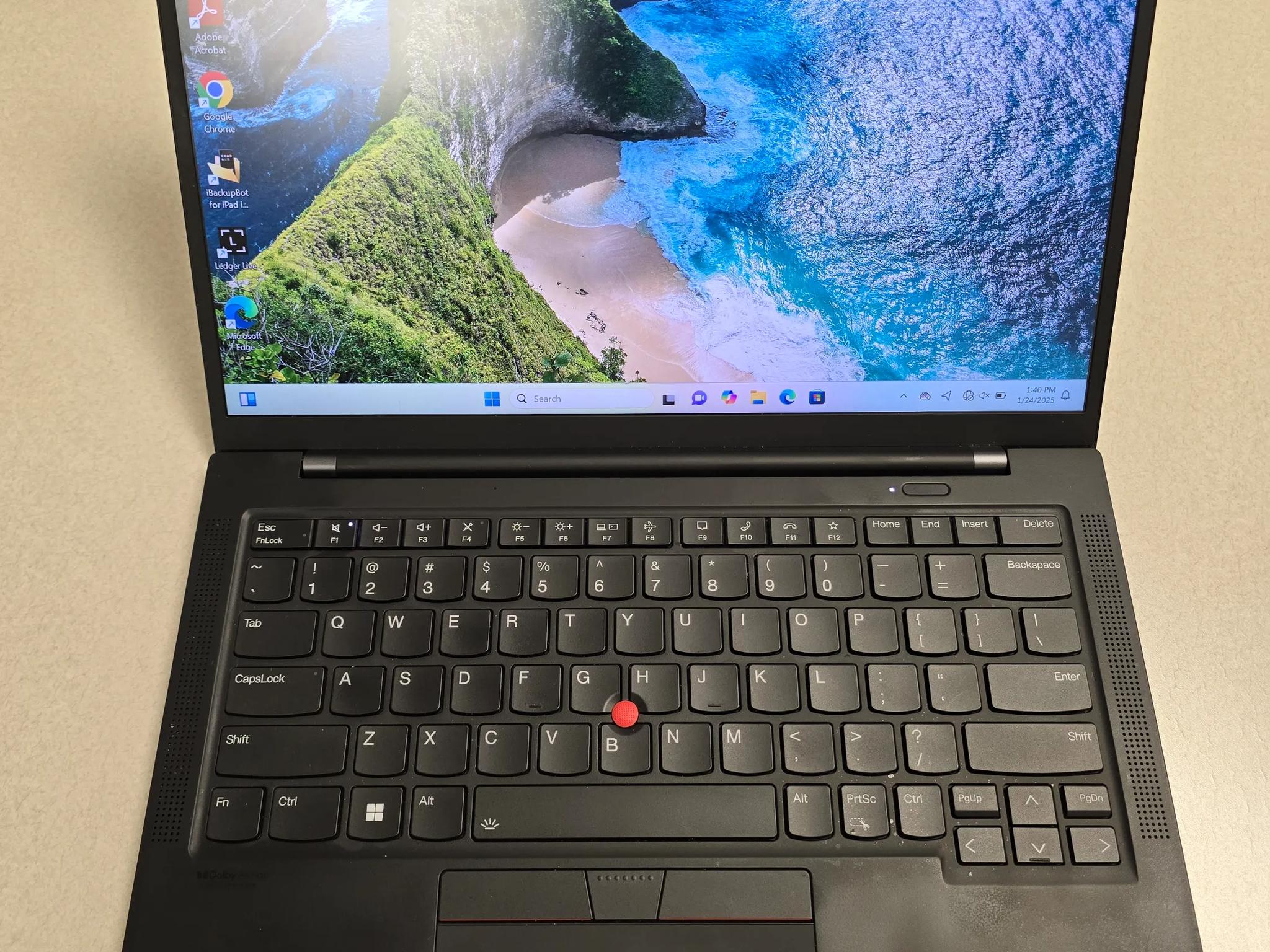 Lenovo ThinkPad X1 Carbon Gen 9 Intel i5 11th gen 2.4Ghz 256GB SSD 16GB Ram