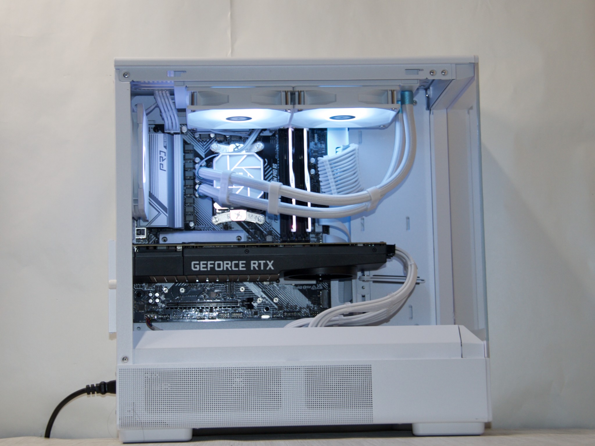 RTX 3080, Ryzen 5 7500F, 32GB DDR5, 1TB NVMe SSD, WiFi - Liquid Cooled Gaming PC