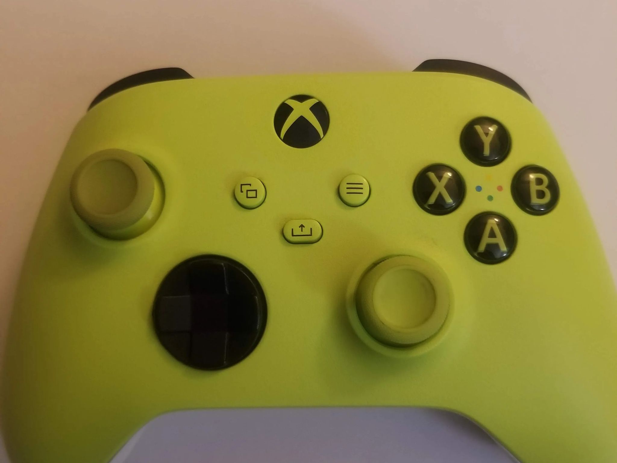Xbox Core Wireless Controller Electric Volt Xbox Series X|S Xbox One Windows