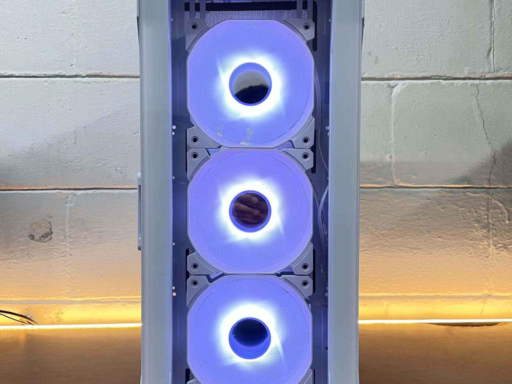 Frosty Gaming PC | Intel i7 / AMD RX580 / 8GB / 1.1TB Win 11 Pro + Wi-Fi