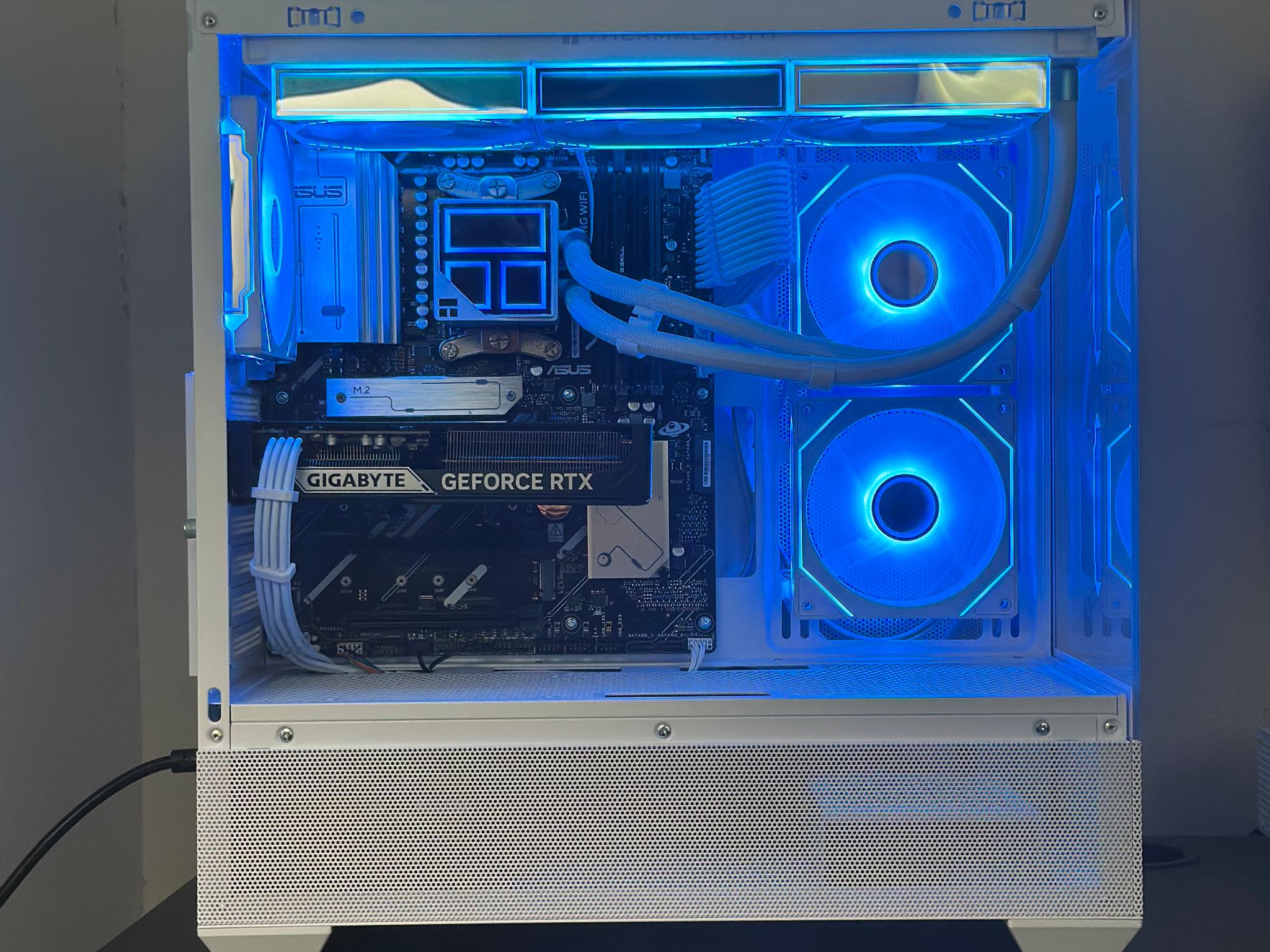 AM5 White Gaming PC | R5 7600x | RTX 5060 Ti | 1TB SSD