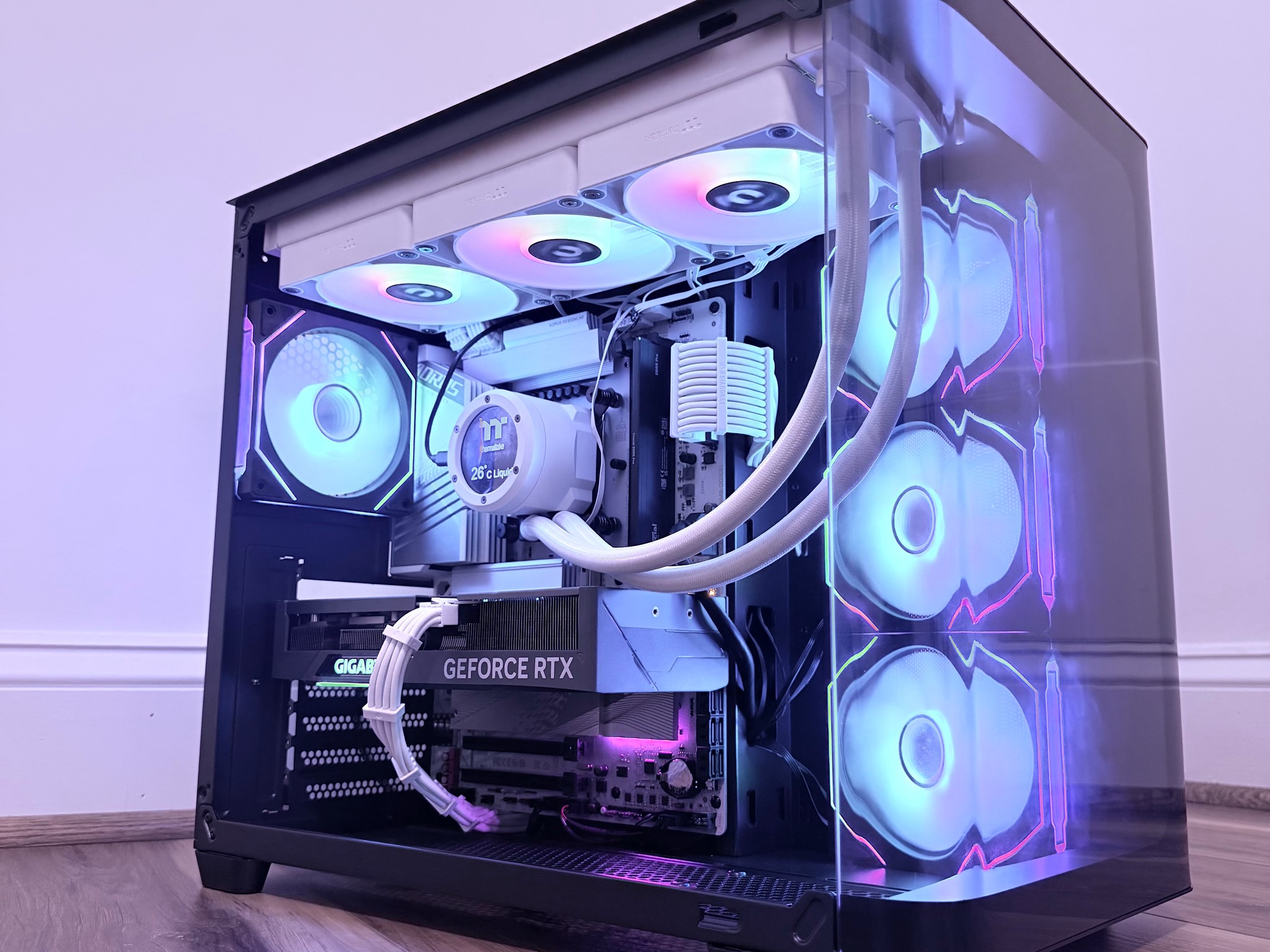 ❄️"Pastel Mirage🌈 | 1440p Gaming | i7 14700KF | RTX 4070 | 32GB DDR5 | 2TB NVME + 2GB DRAM
