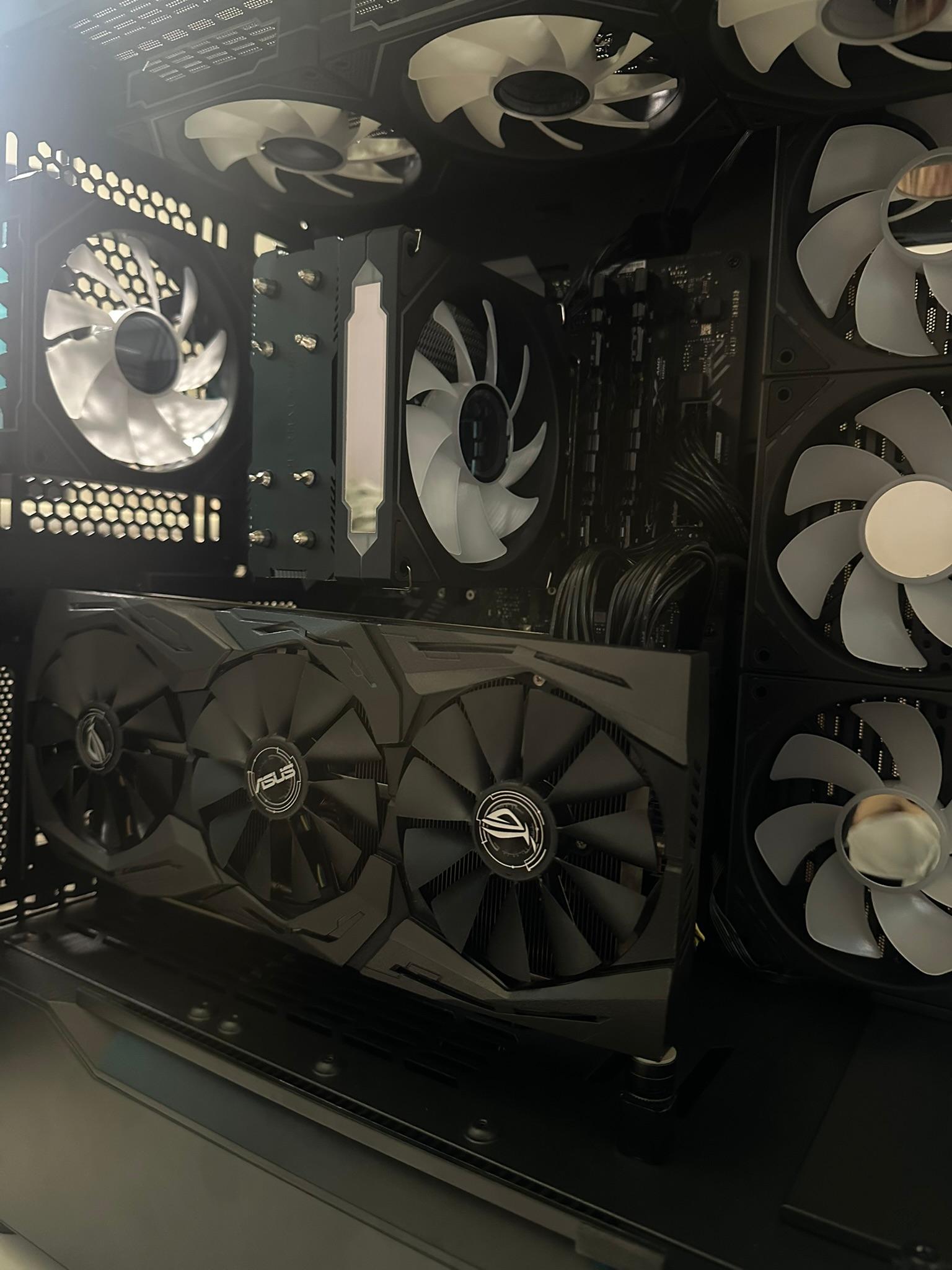 i7-8700K / ASUS Strix RTX 2070 / 512G NVME / 16GB RAM
