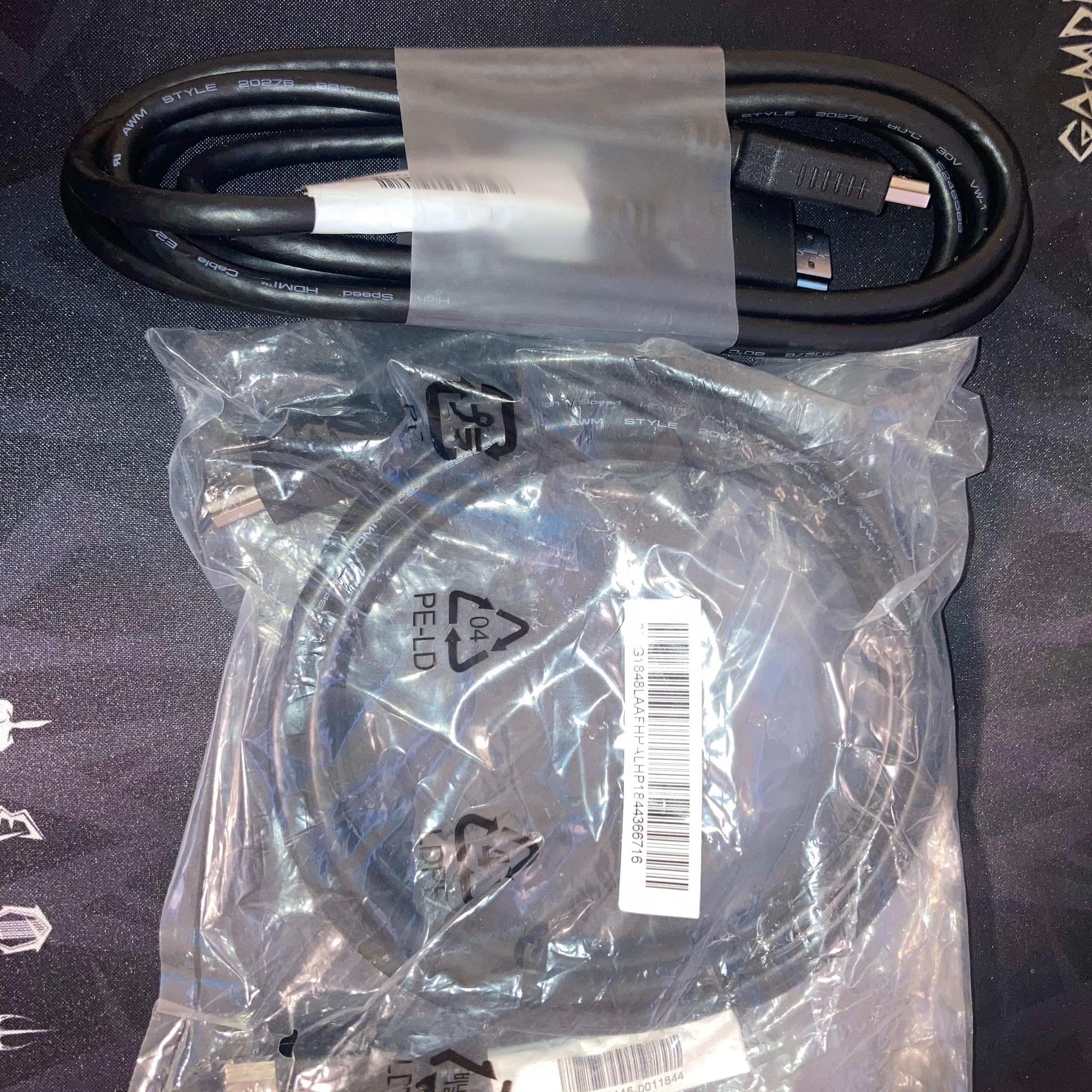 2X HDMI cables 6ft