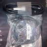 2X HDMI cables 6ft