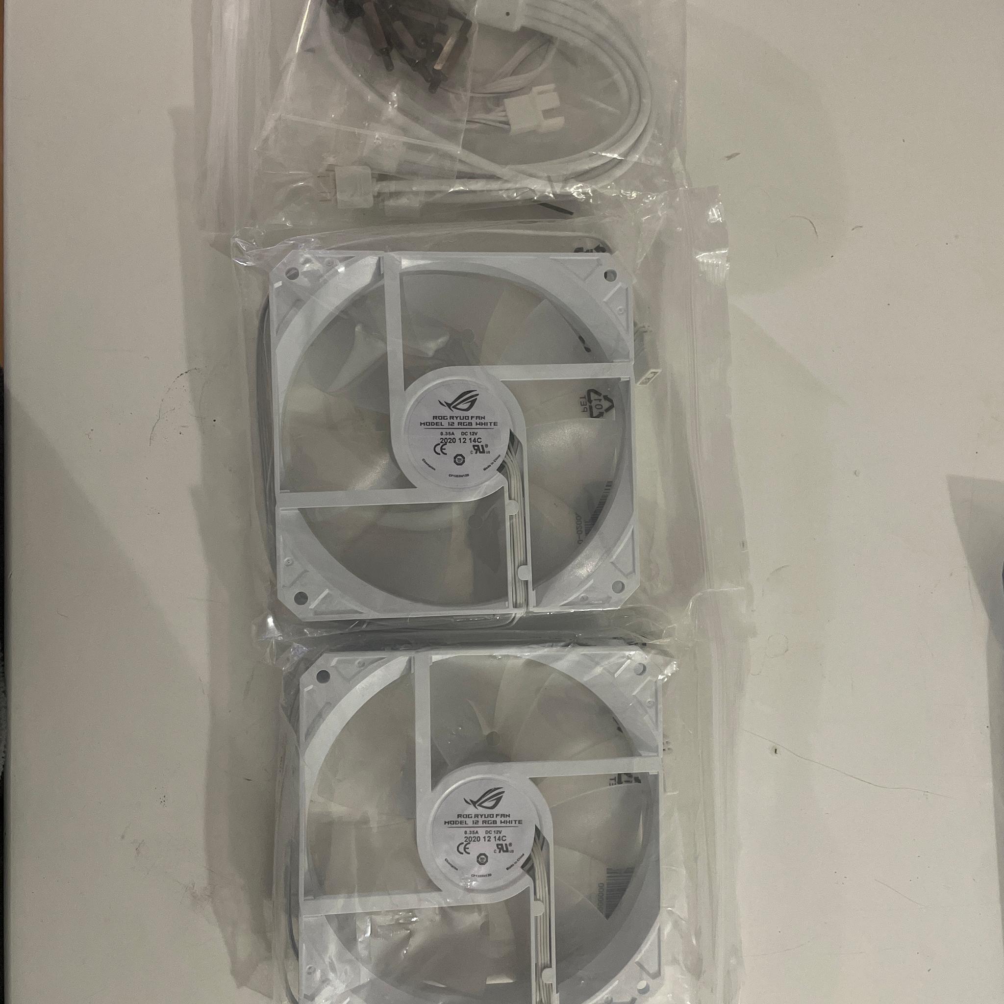 White Asus ROG 120mm RGB Fans 