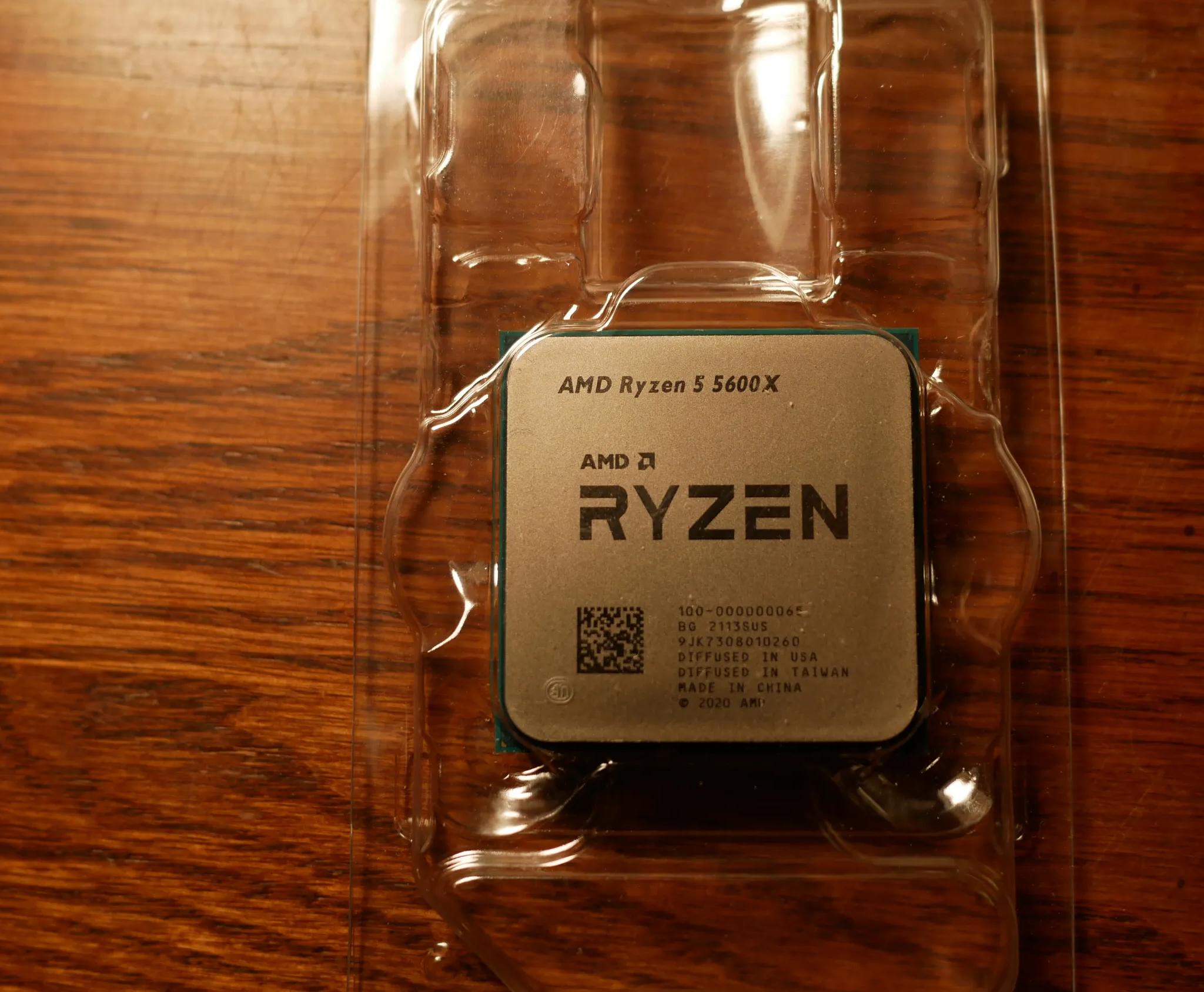 AMD Ryzen 5 5600X Desktop Processor 100-100000065