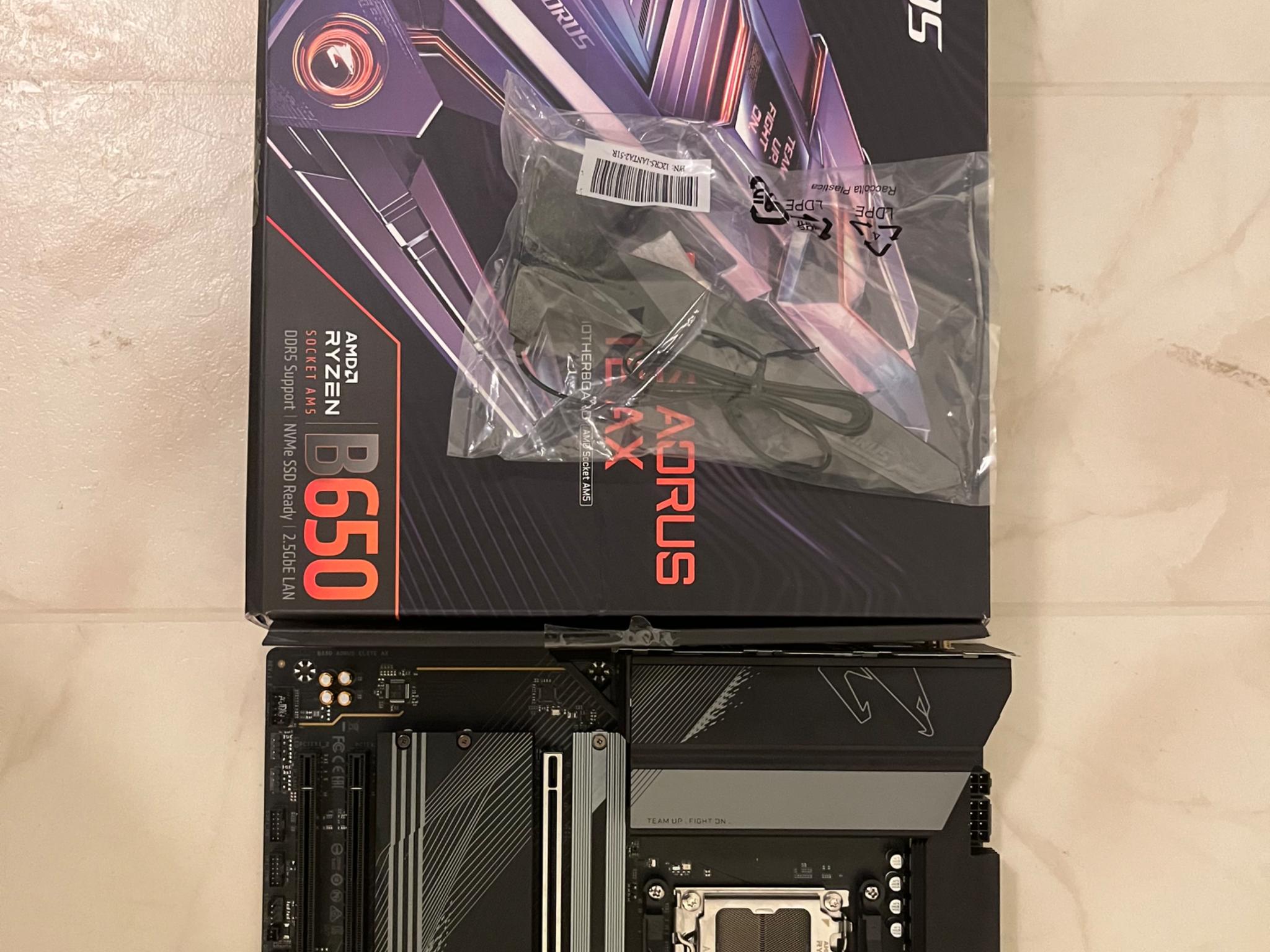 GIGABYTE B650 AORUS ELITE AX ATX AM5 (DDR5, PCIe 5.0)
