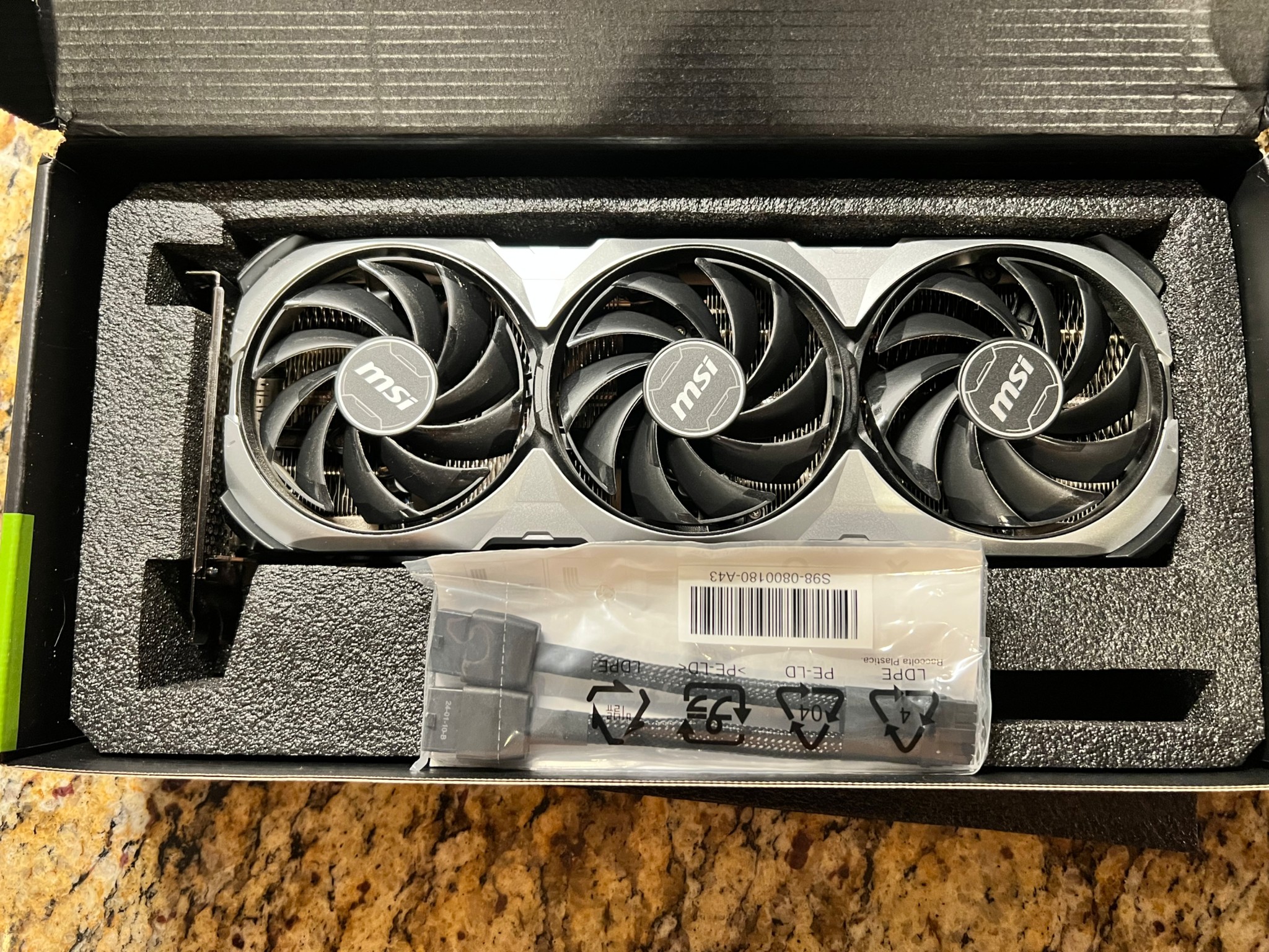 MSI 4070 super Used/like new with box and adapter