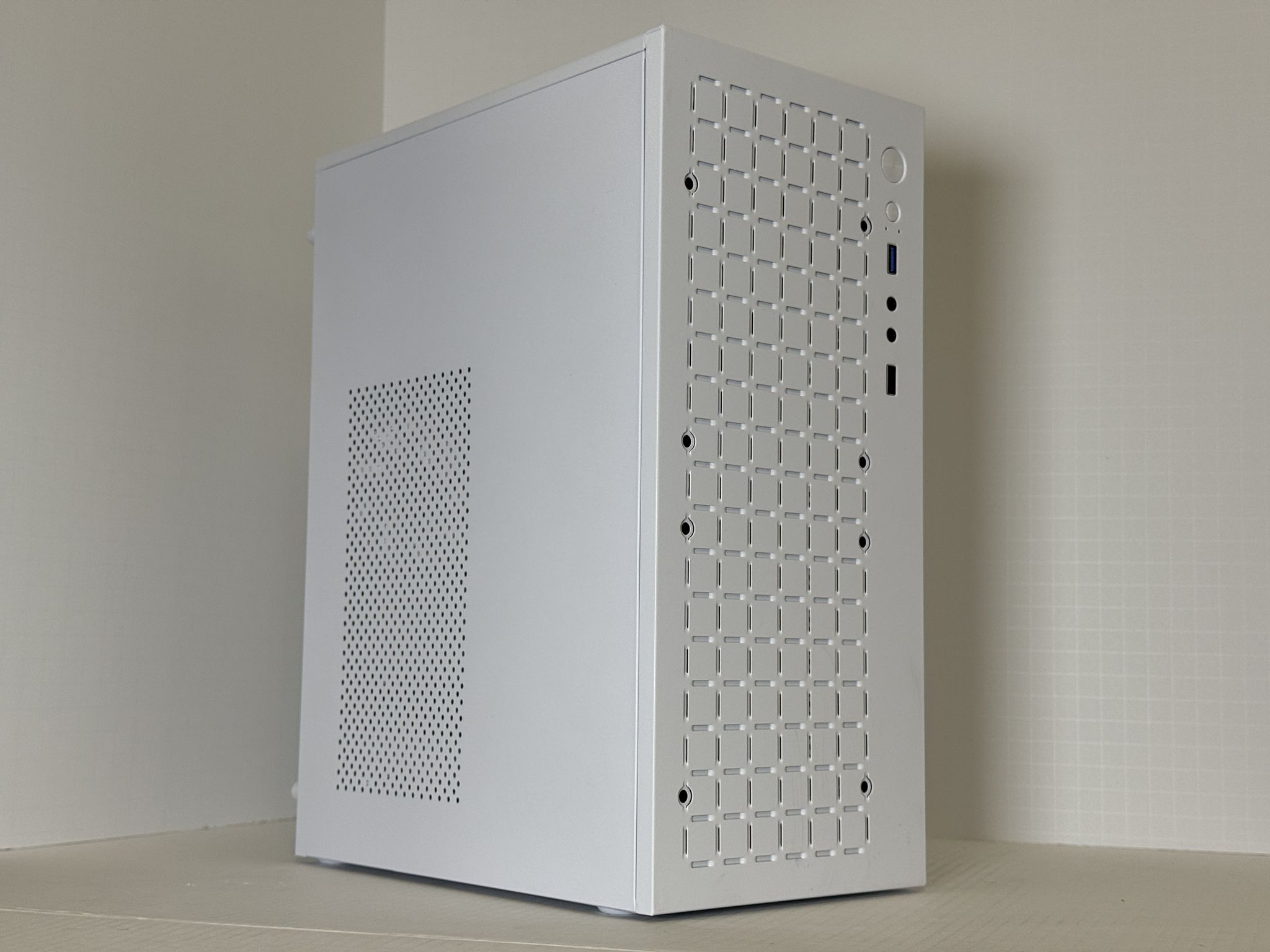 Office Sleeper | 3060 12gb | Ryzen 5 5500 | 1tb | 16gb DDR4