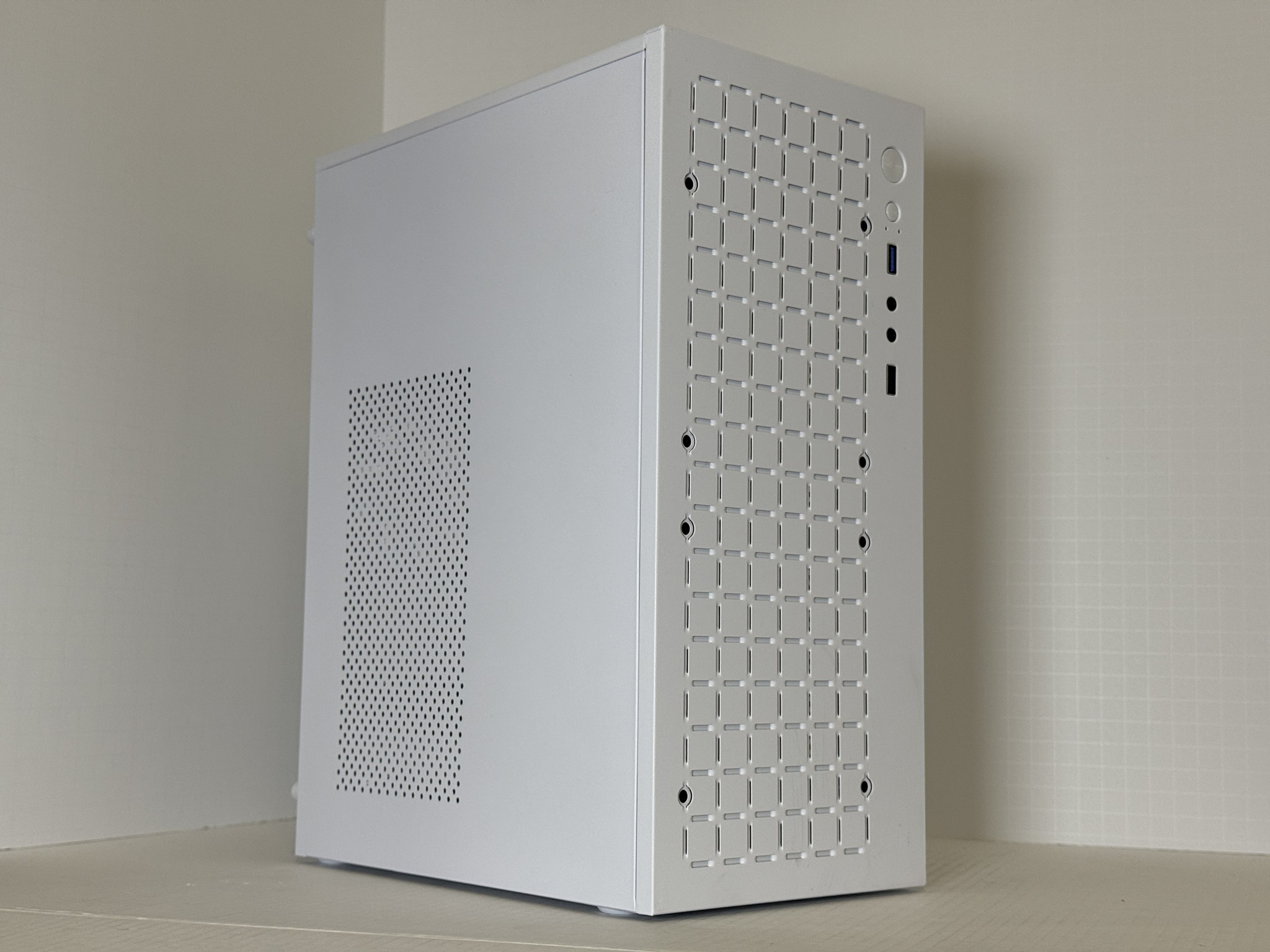 Office Sleeper | 3060 12gb | Ryzen 5 5500 | 1tb | 16gb DDR4