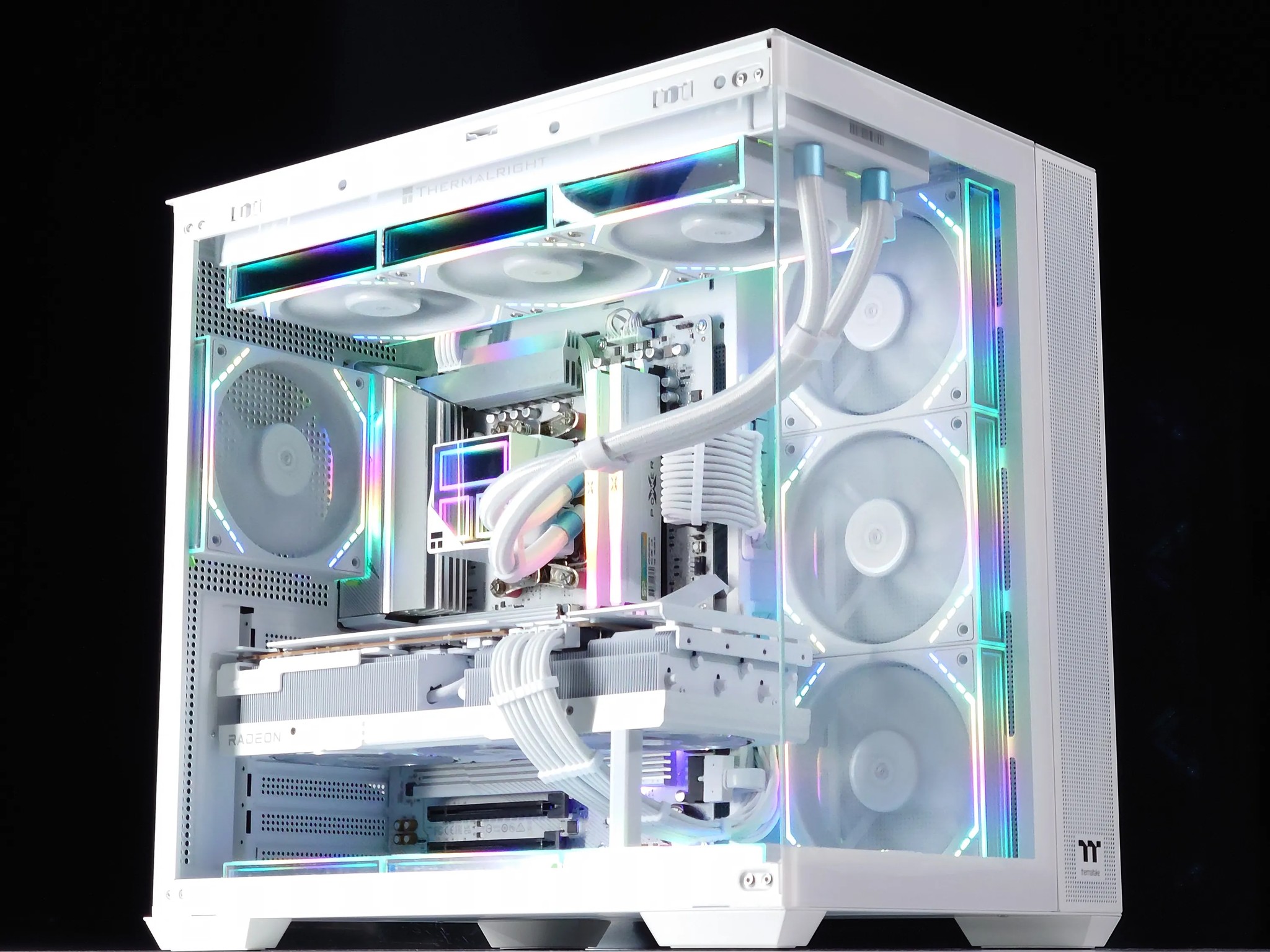 🤍🐻‍❄️Extreme Gaming PC❄️ AMD RX 7900 XT 20GB❄️AMD Ryzen 7 8700F❄️ 32GB DDR5 Ram❄️2TB NVME SSD