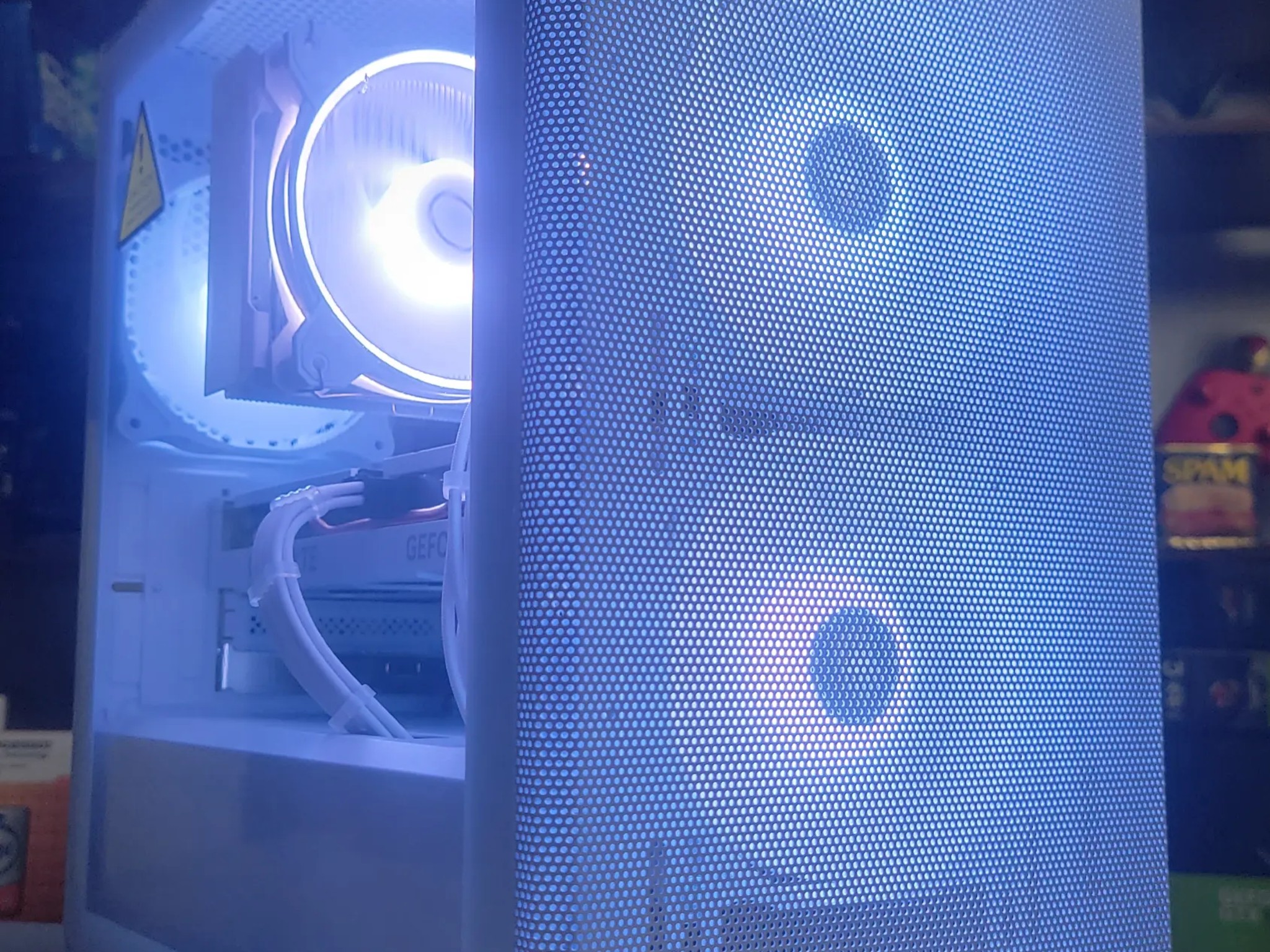 Whiteout RGB Gaming PC – Ryzen 5 7600X, RTX 4060, 32GB DDR5, 1TB NVMe ⚡️