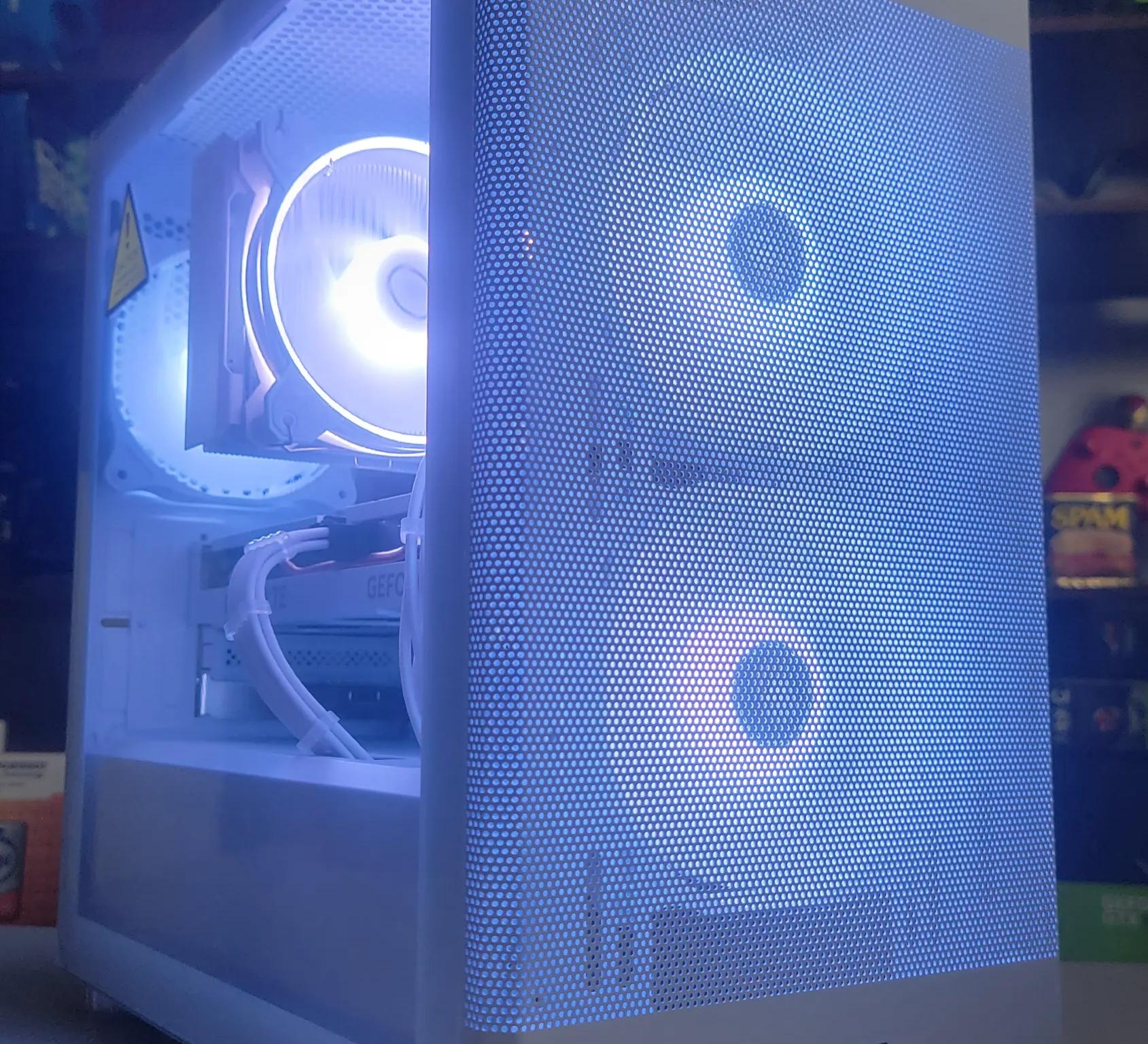Whiteout RGB Gaming PC – Ryzen 5 7600X, RTX 4060, 32GB DDR5, 1TB NVMe ⚡️