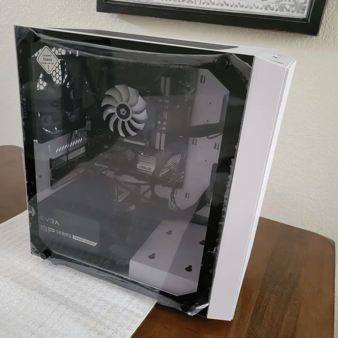 White Office PC