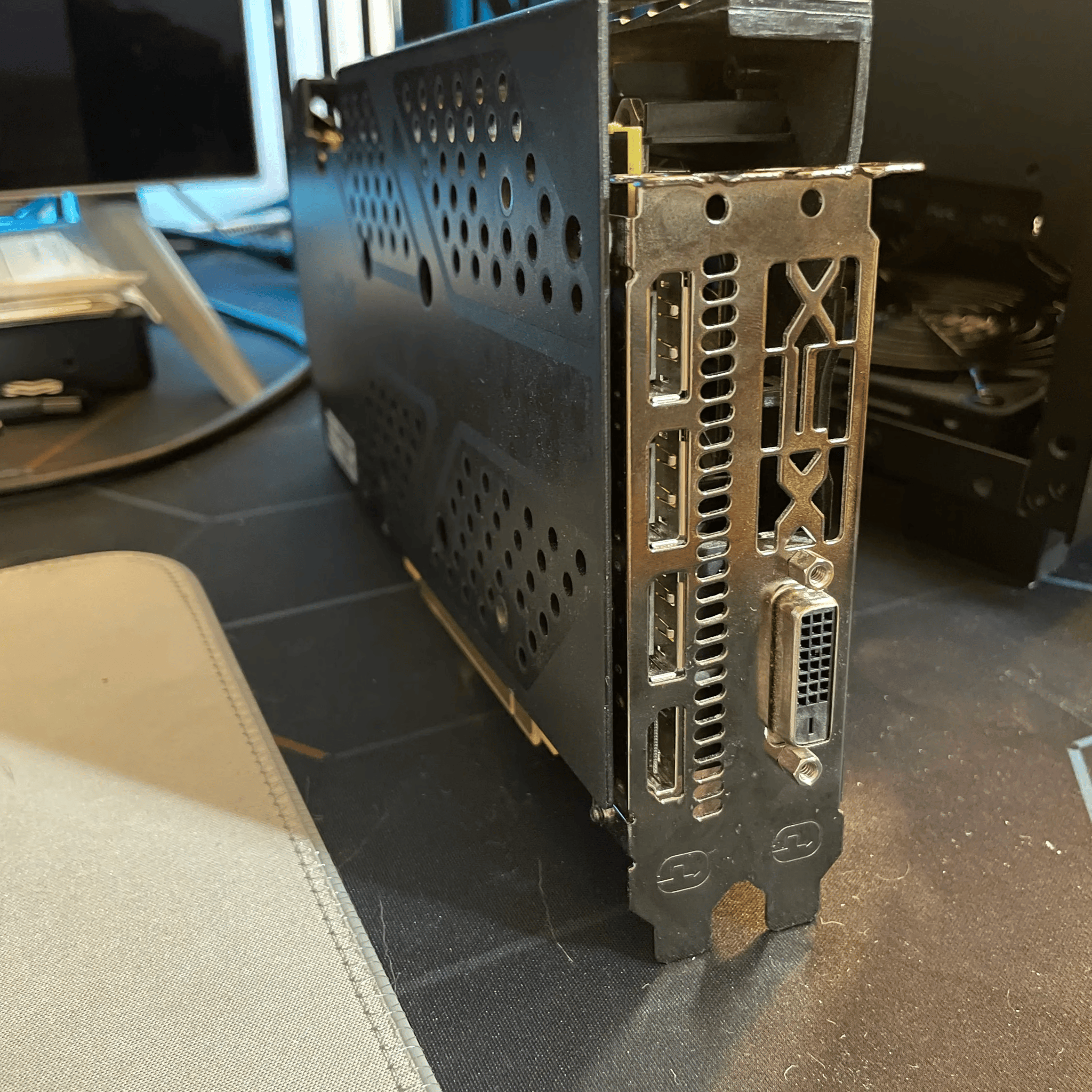 XFX Radeon RX 580 8Gb