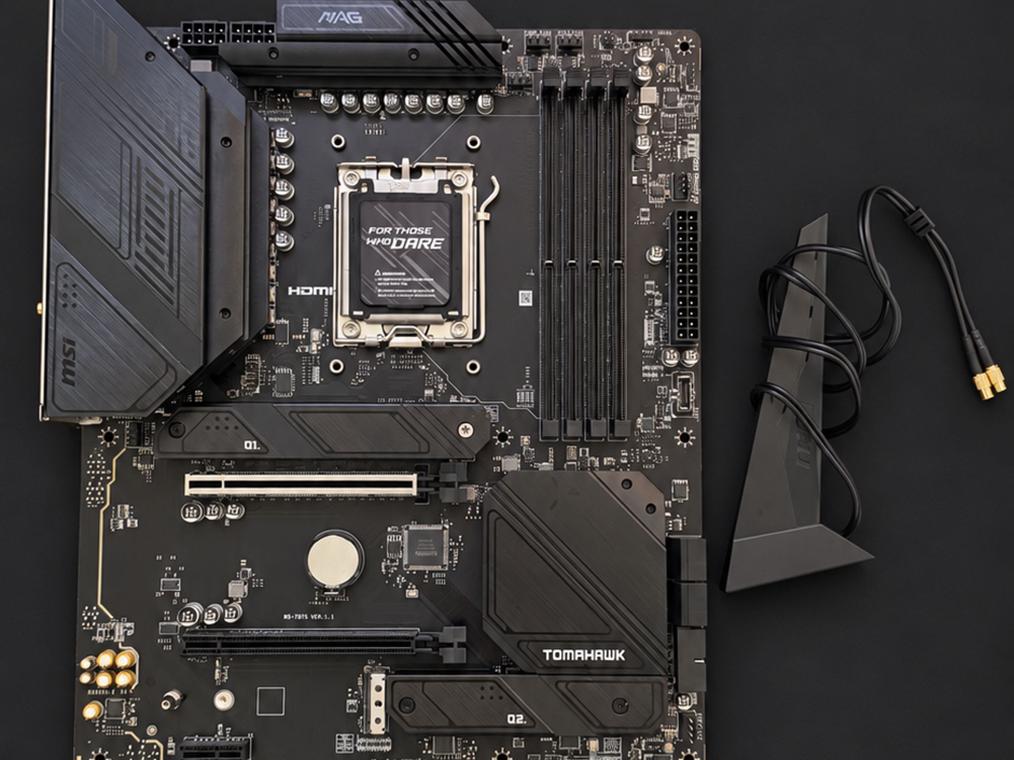 MSI MAG B650 TOMAHAWK WIFI