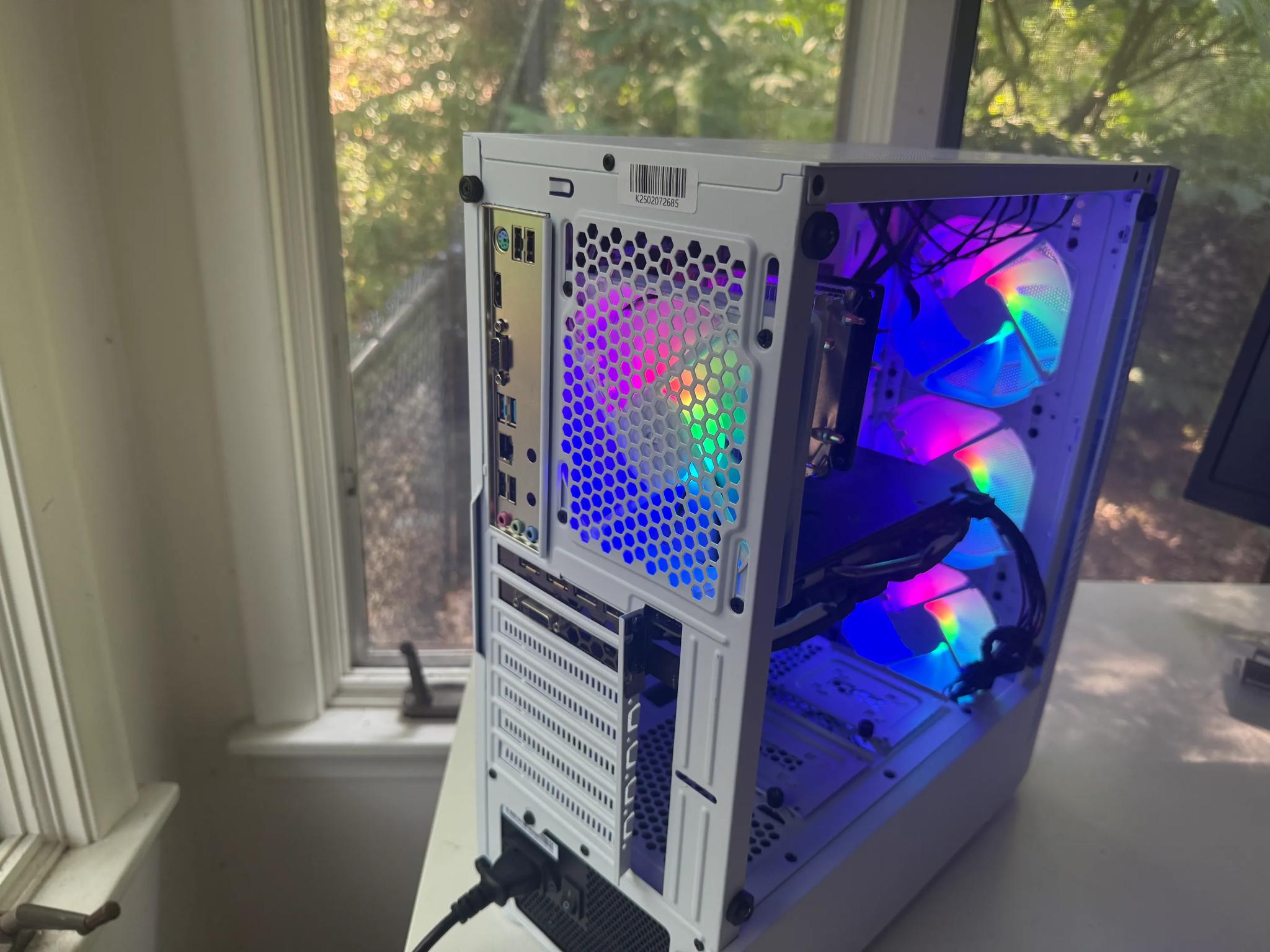 RX 580 / Intel I5 | WIFI | 16GB Ram | 1TB HDD + SSD | Windows 11 Activated