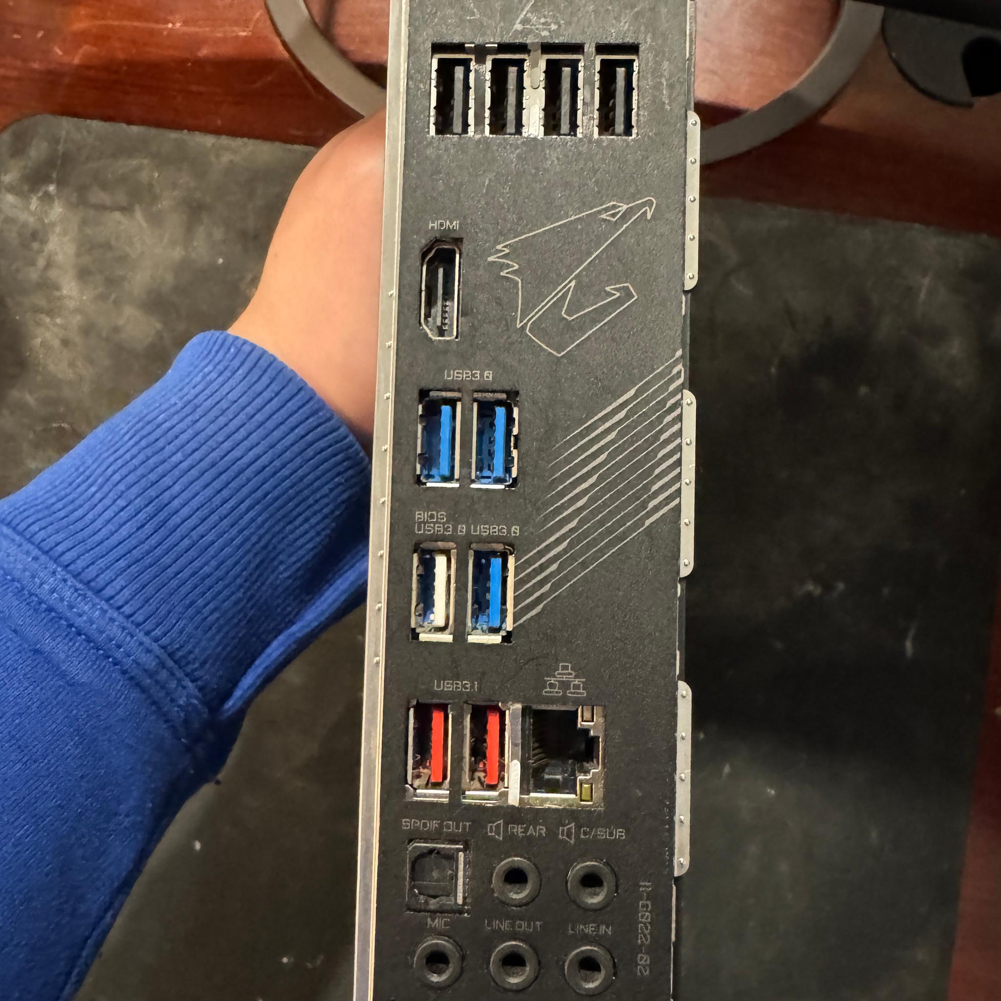 Gigabyte X570S AORUS ELITE ATX AM4 Motherboard