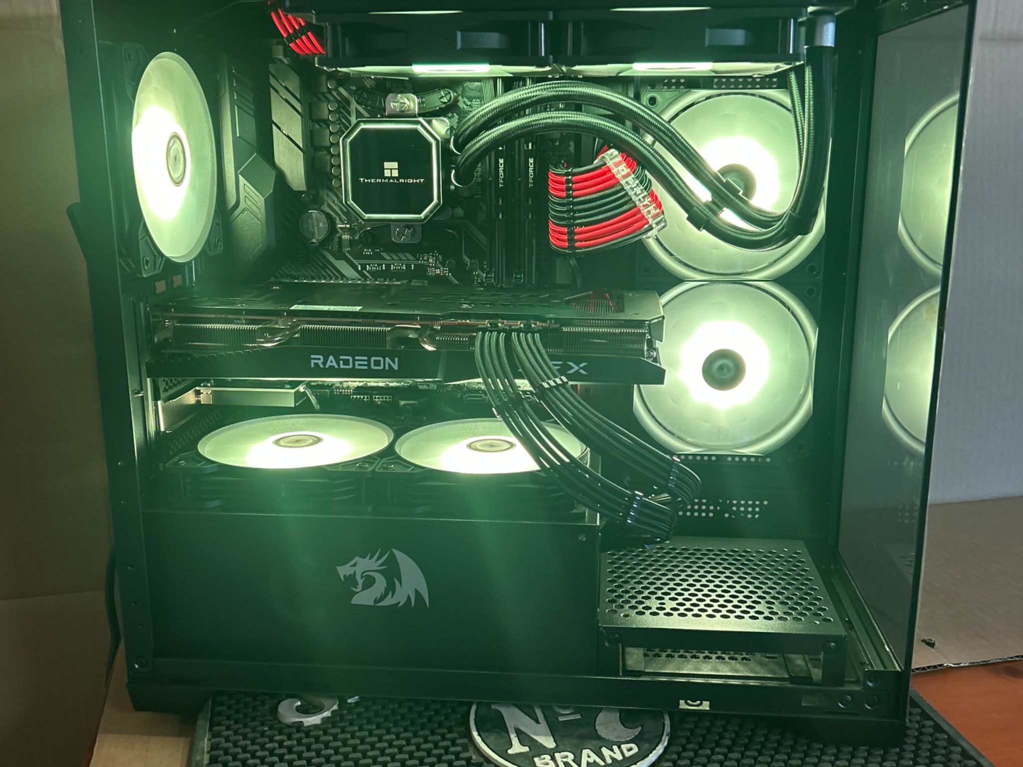 AMD Radeon RX 6700 10GB Ryzen 5 5600X 16 GB RAM M.2 1 TB SSD WiFi ready