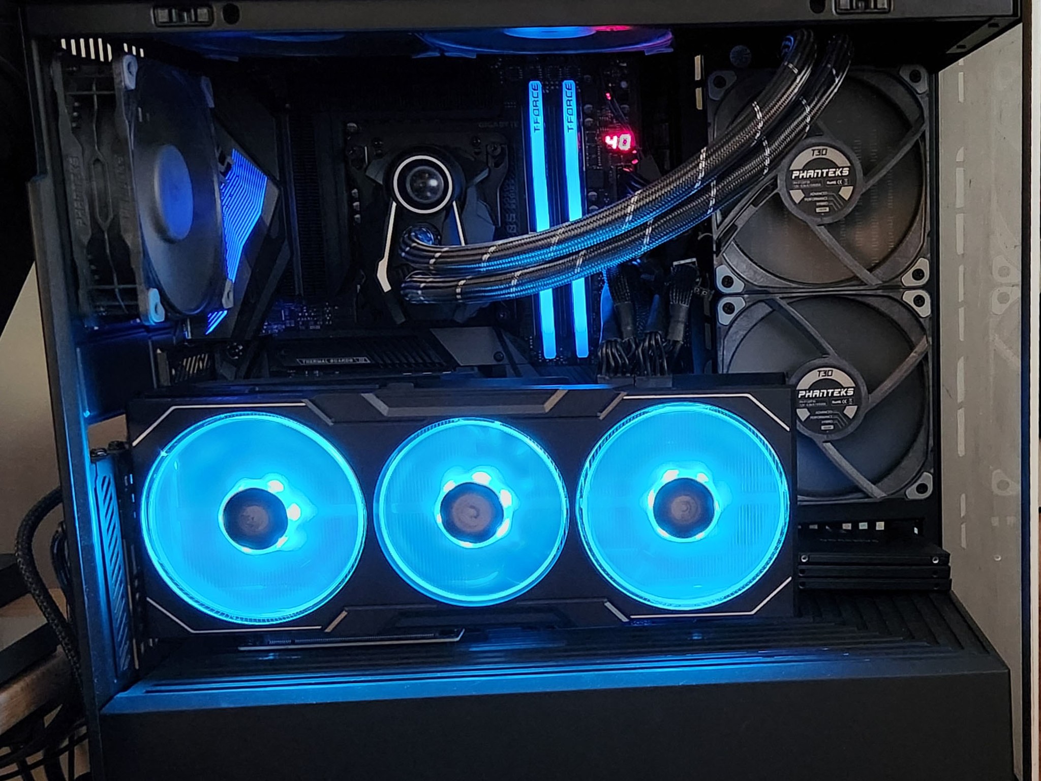 RX 7900 XTX PowerColor Hellhound