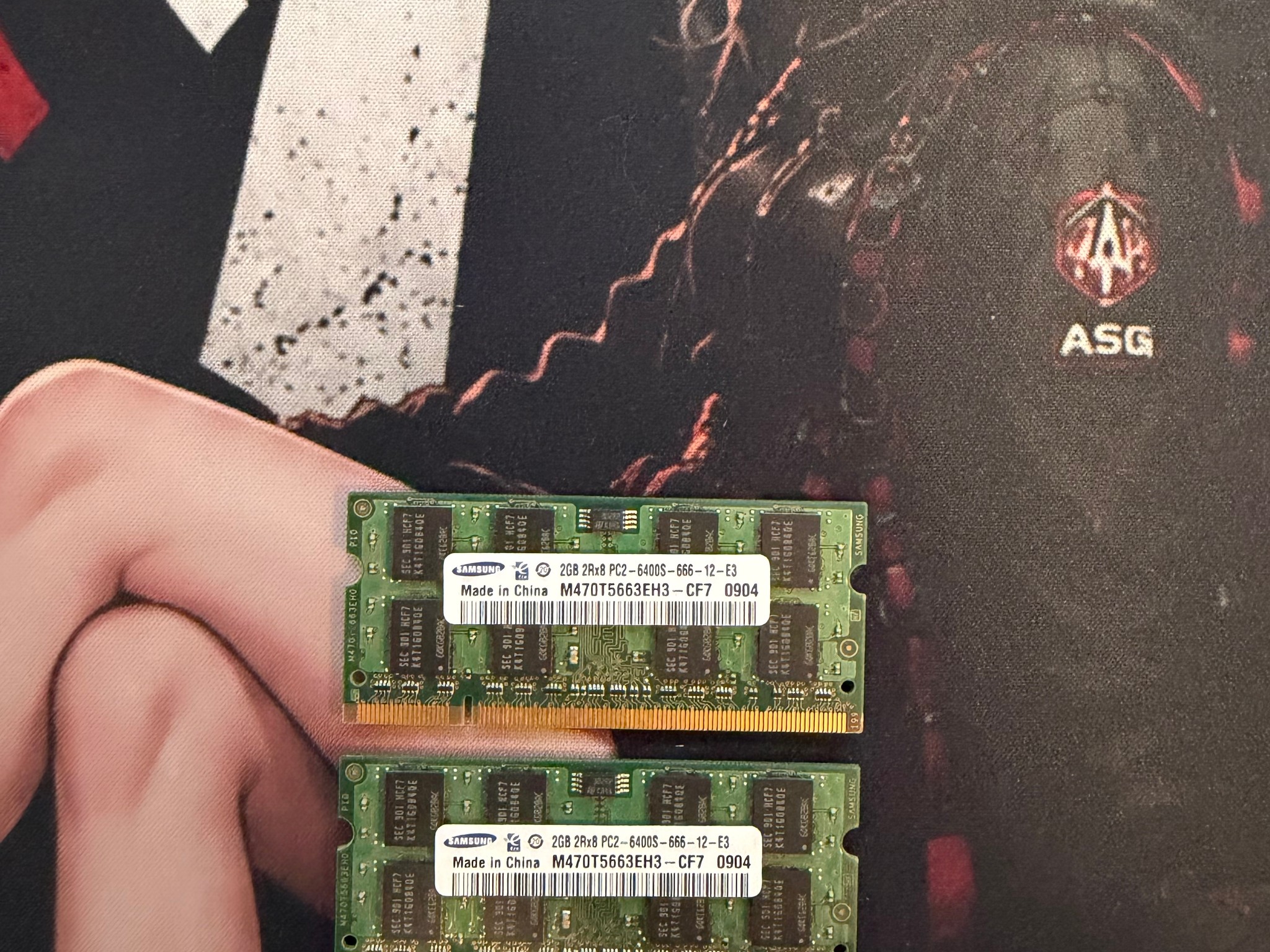 Samsung 4GB Kit (2x2GB) DDR2 PC2 Laptop SO-DIMM Memory RAM