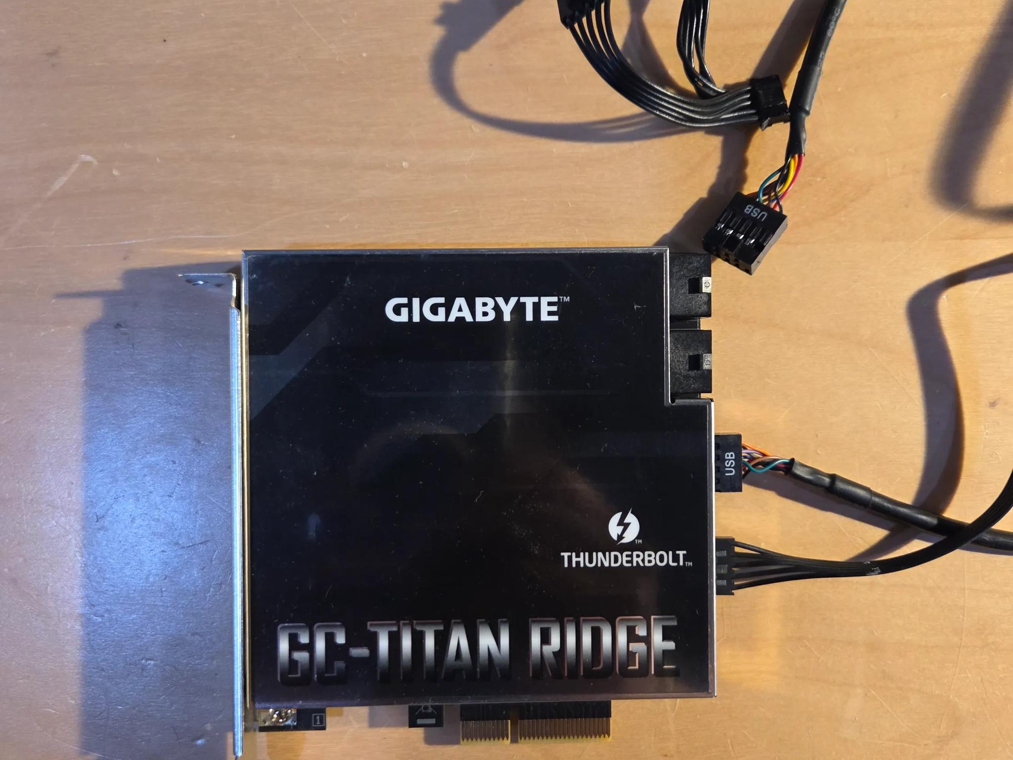 Gigabyte GC-Titan Ridge Thunderbolt 3 PCIe Card Rev 2.0