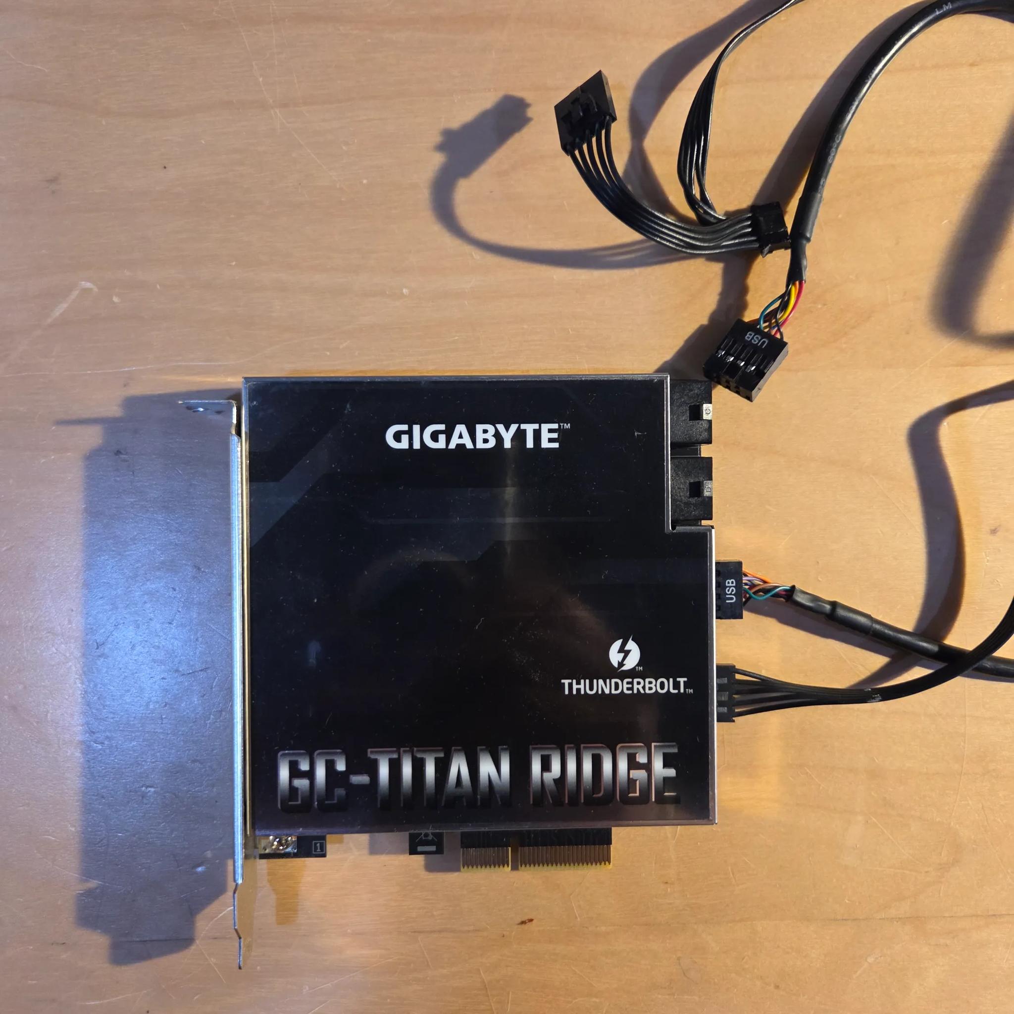 Gigabyte GC-Titan Ridge Thunderbolt 3 PCIe Card Rev 2.0