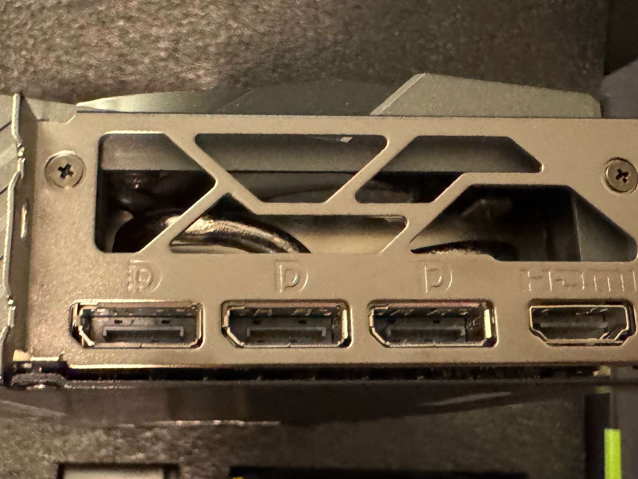 MSI GeForce RTX 5070 Ti 16G GAMING TRIO OC PLUS